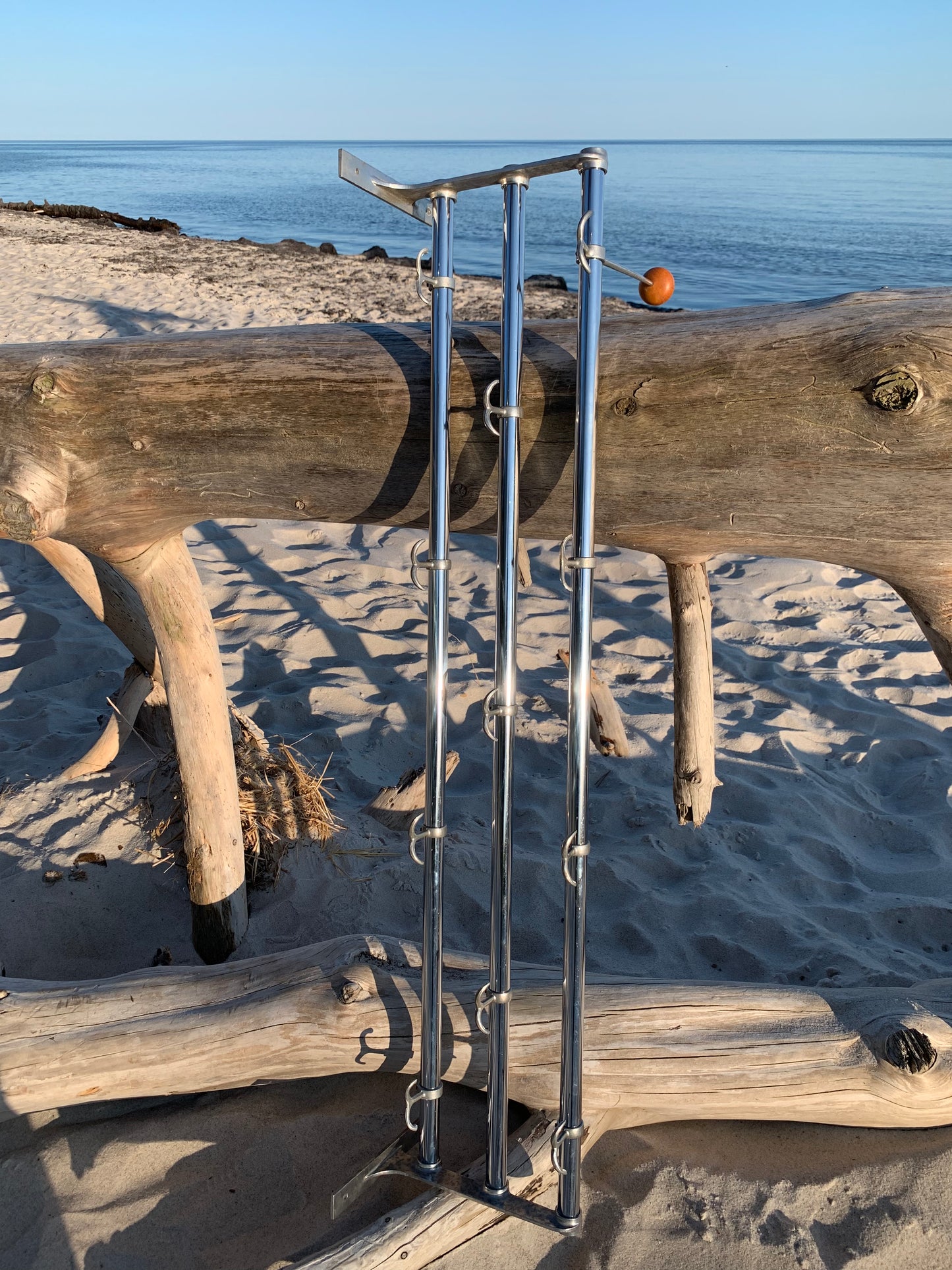 Hatthylla med hattkrok