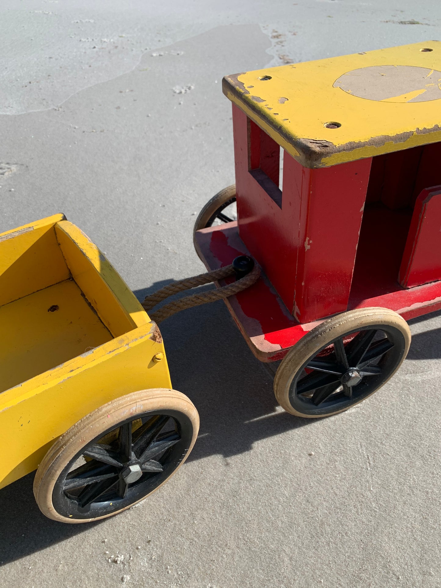 Stort BRIO tåg med vagn