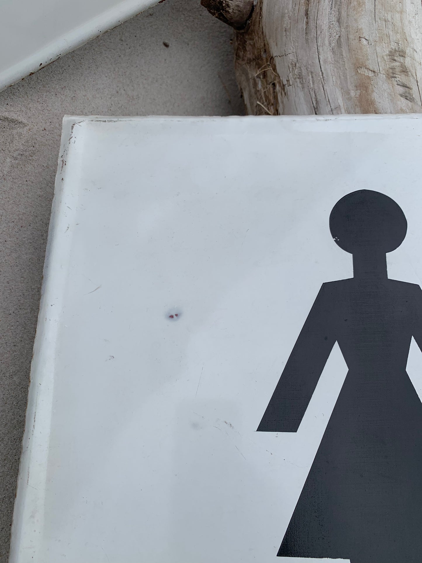 Gamla skyltar från järnvägsstationen - 2 st. säljs tillsammans