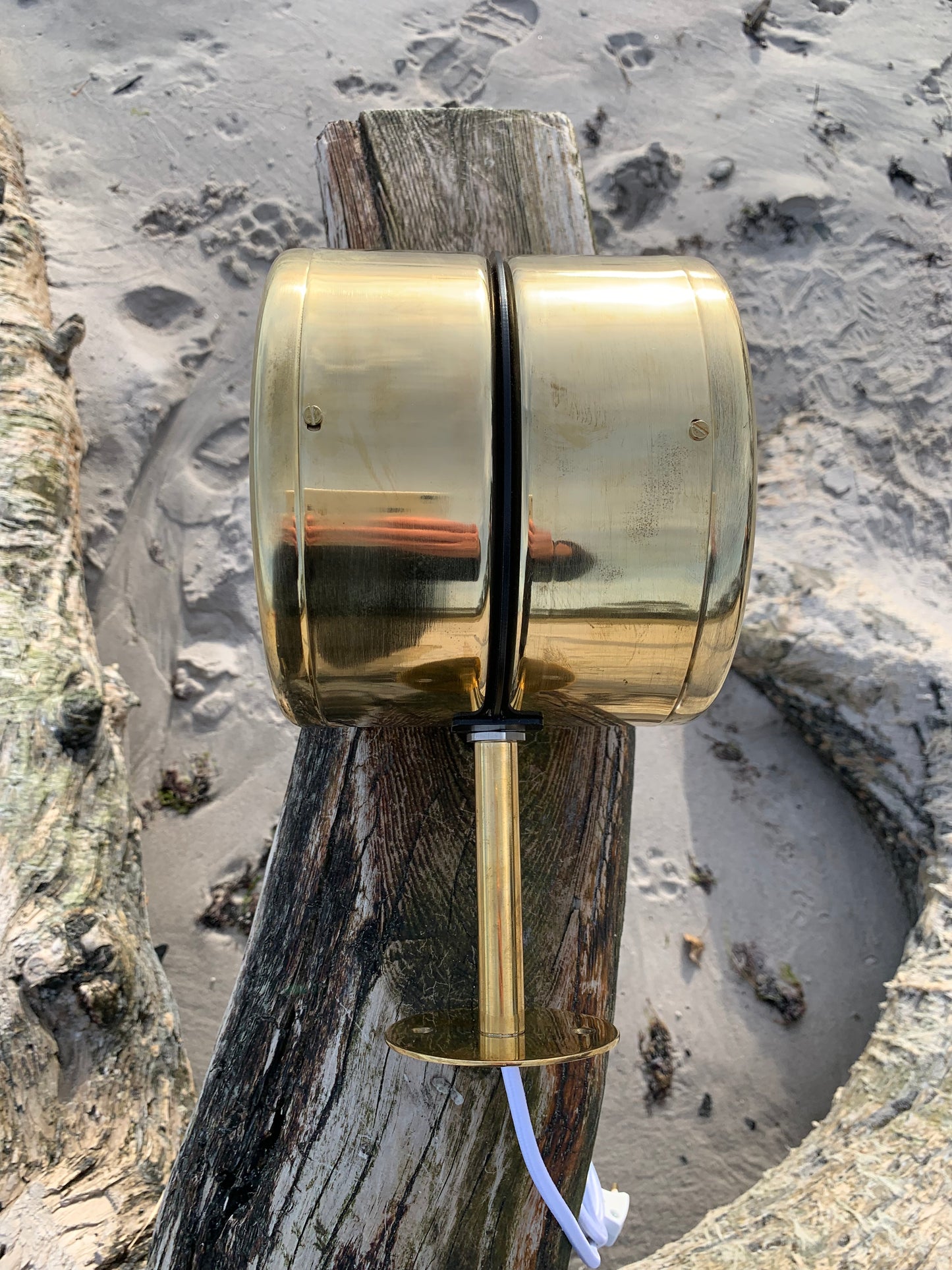 Louis Poulsen upplyst skylt - OUT (dubbel)