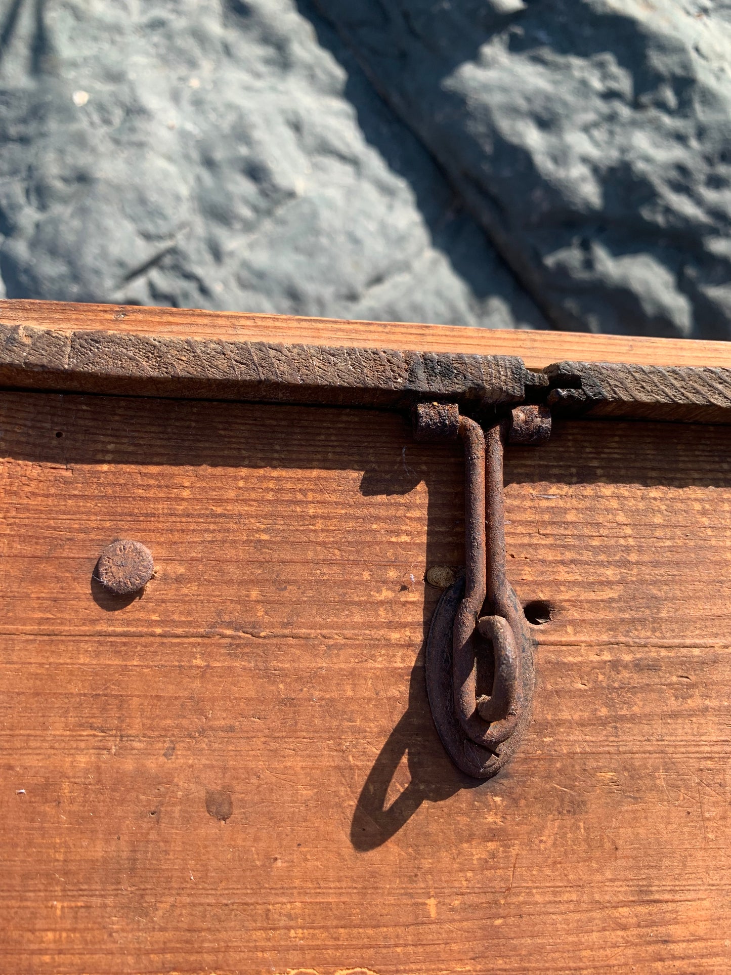 Ägglåda med lock
