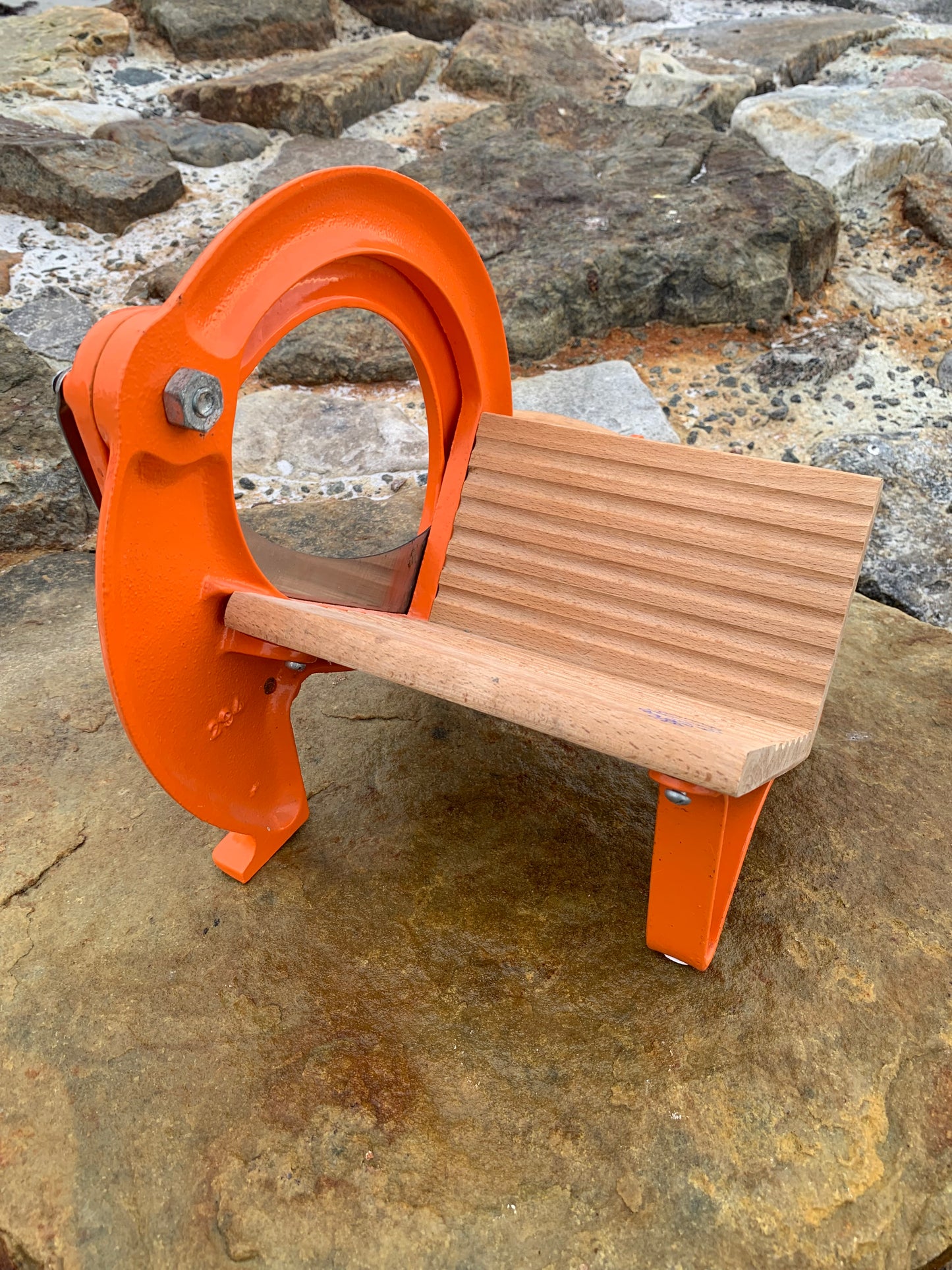 Raadvad brödskärare