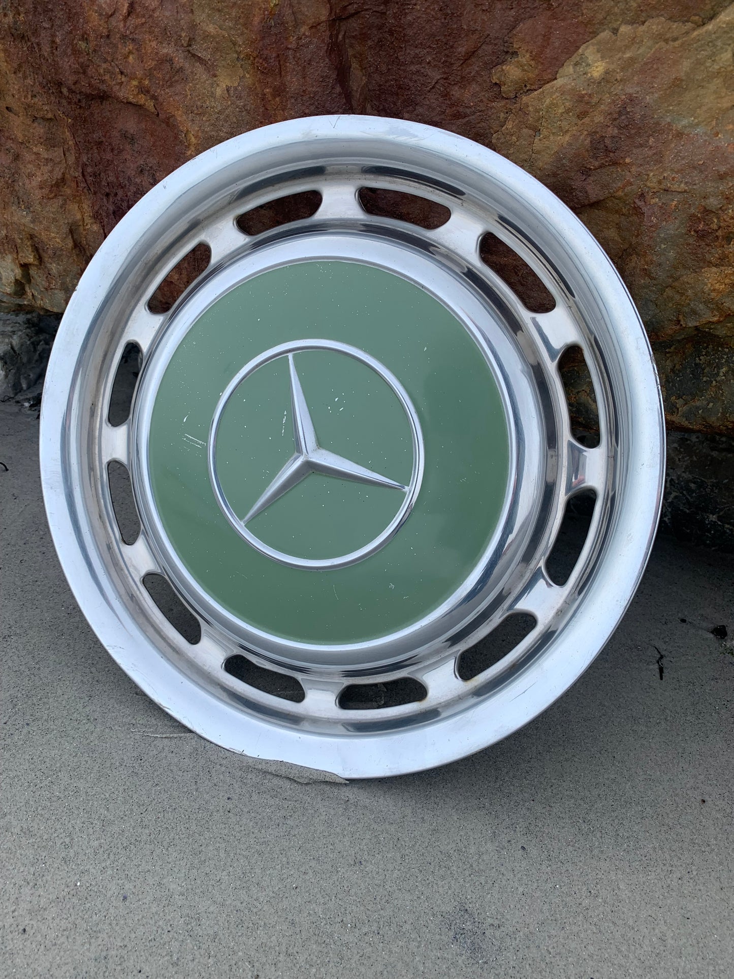 Mercedes navkapsel