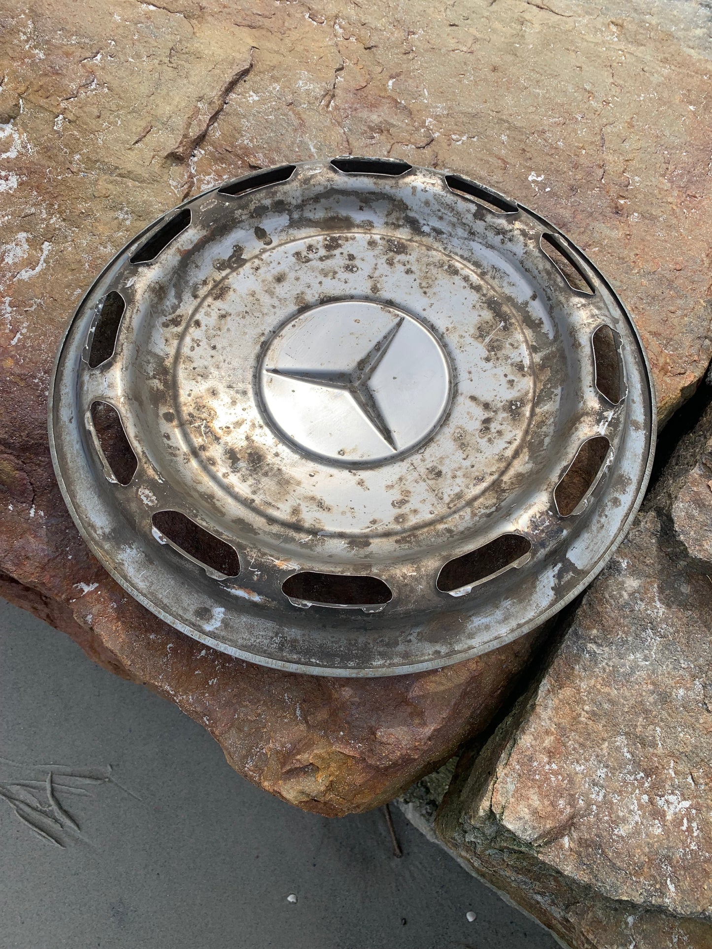 Mercedes navkapsel