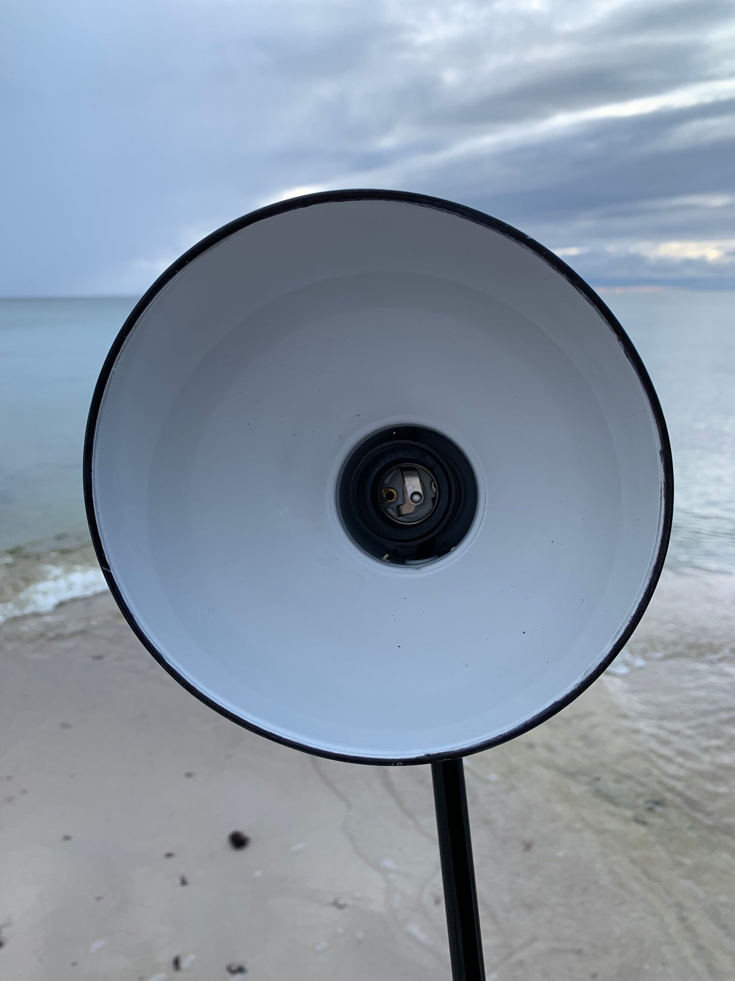 Kaiser Idell 6723 vägglampa - Svart