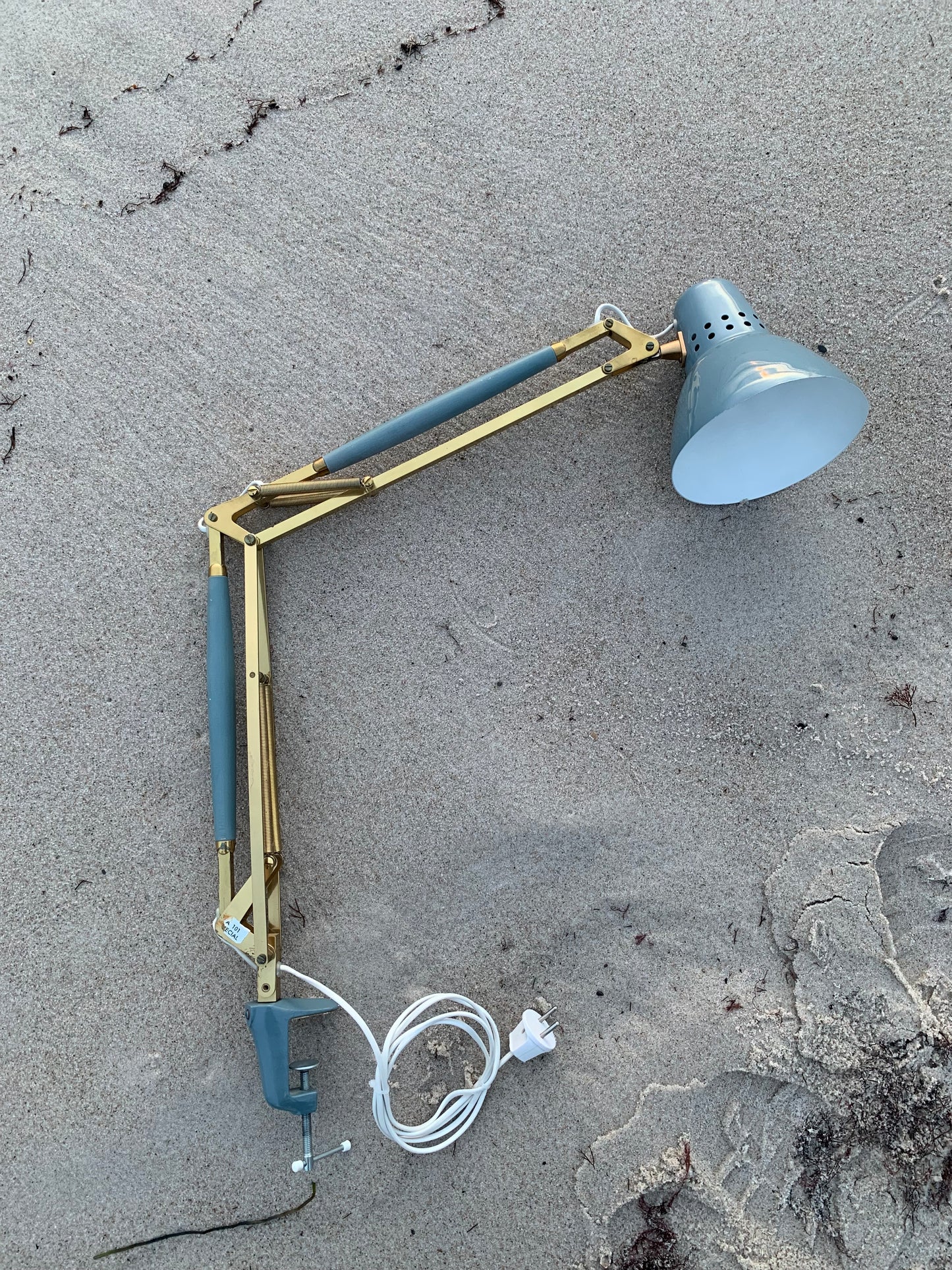 Arkitektonisk lampa med mässingsdetaljer - Grå/blå