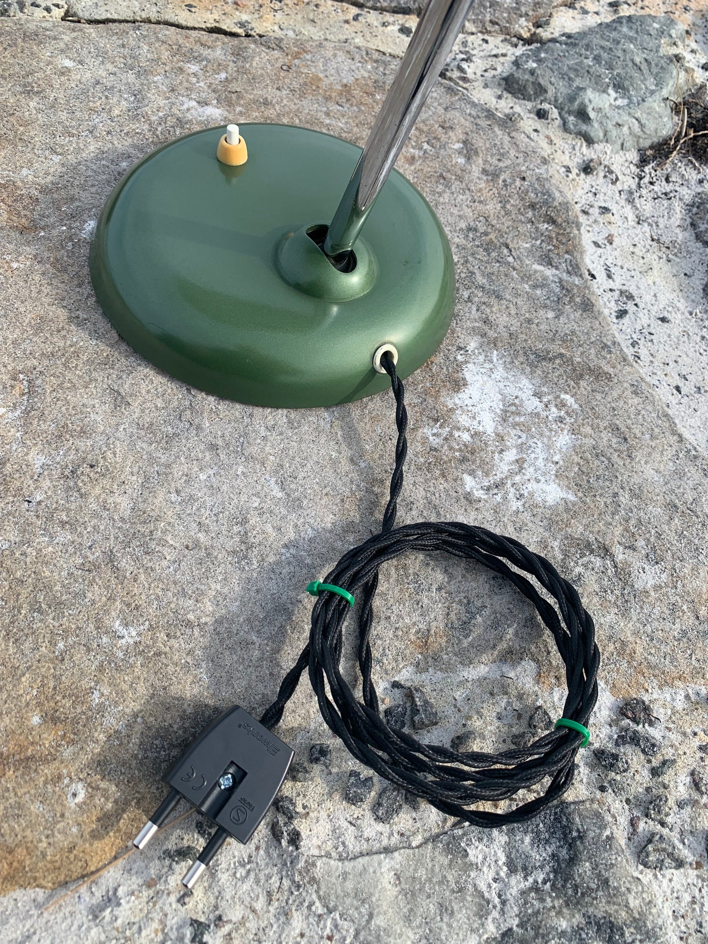 Kaiser Idell 6786 - Original grön
