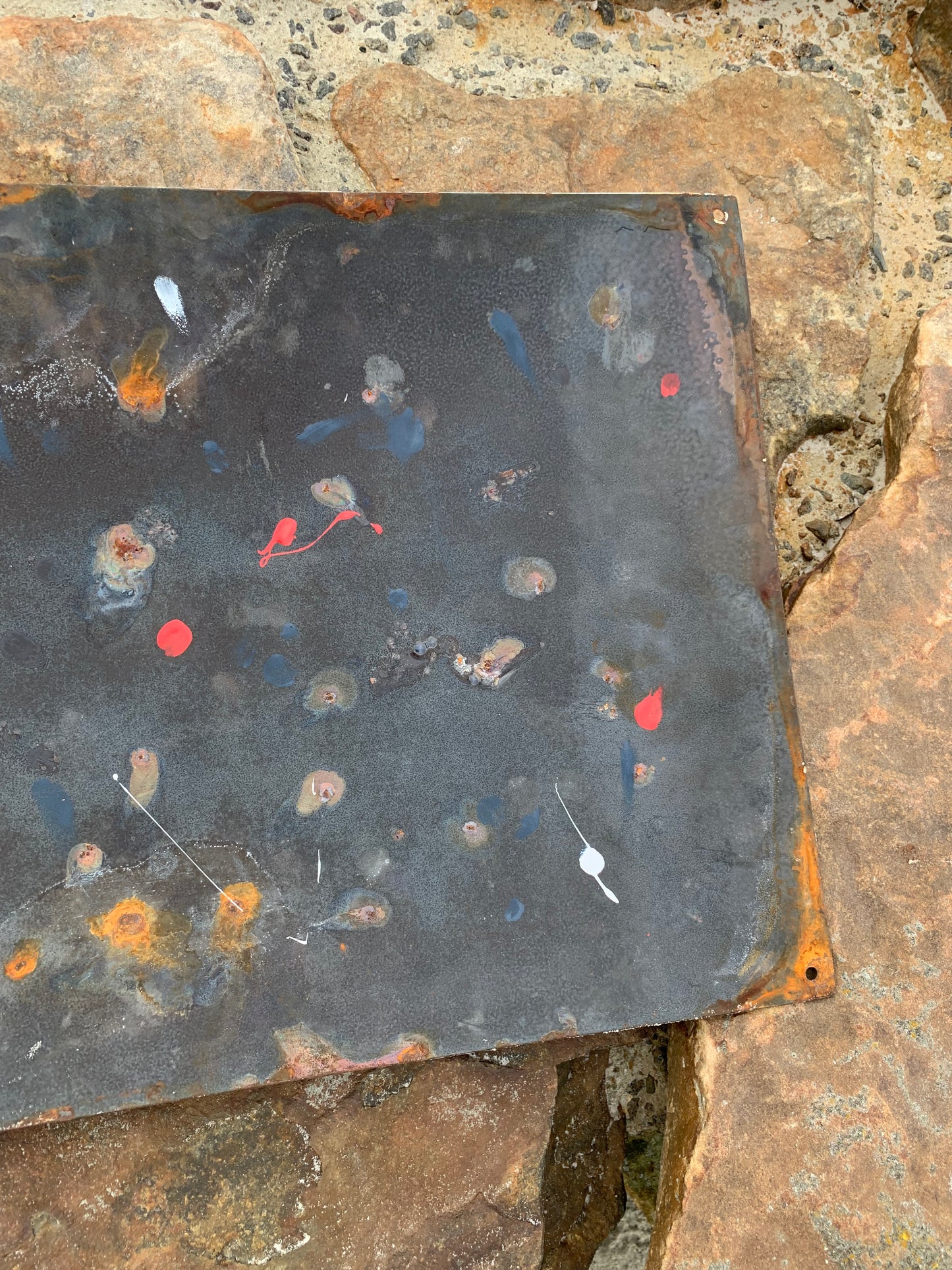 Emaljskylt med Kapten Haddock och Esso