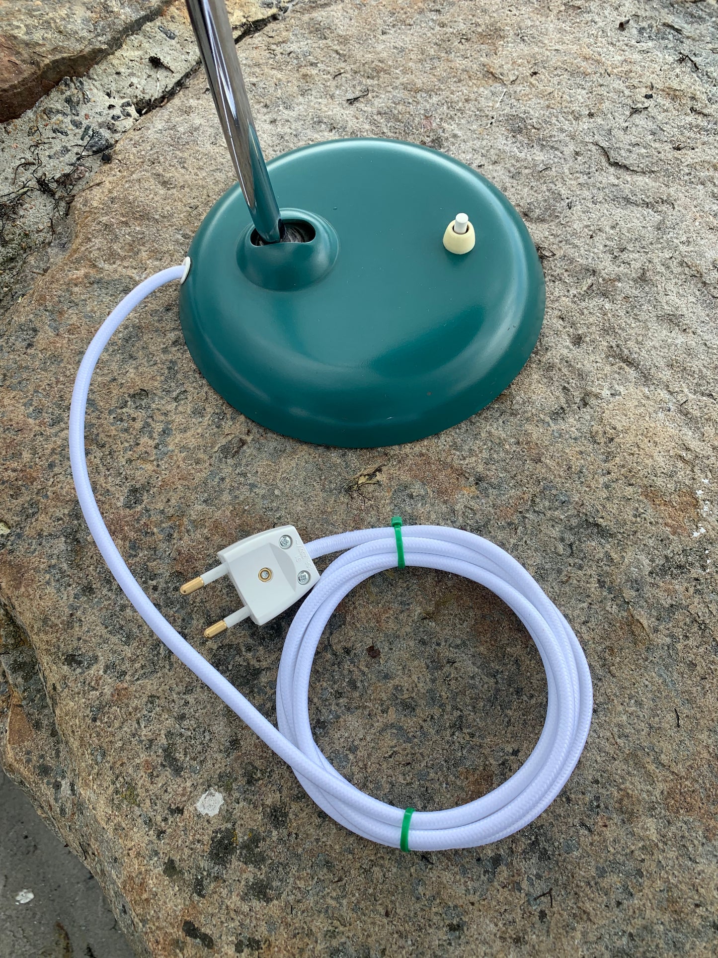 Kaiser Idell 6786 - Original grön