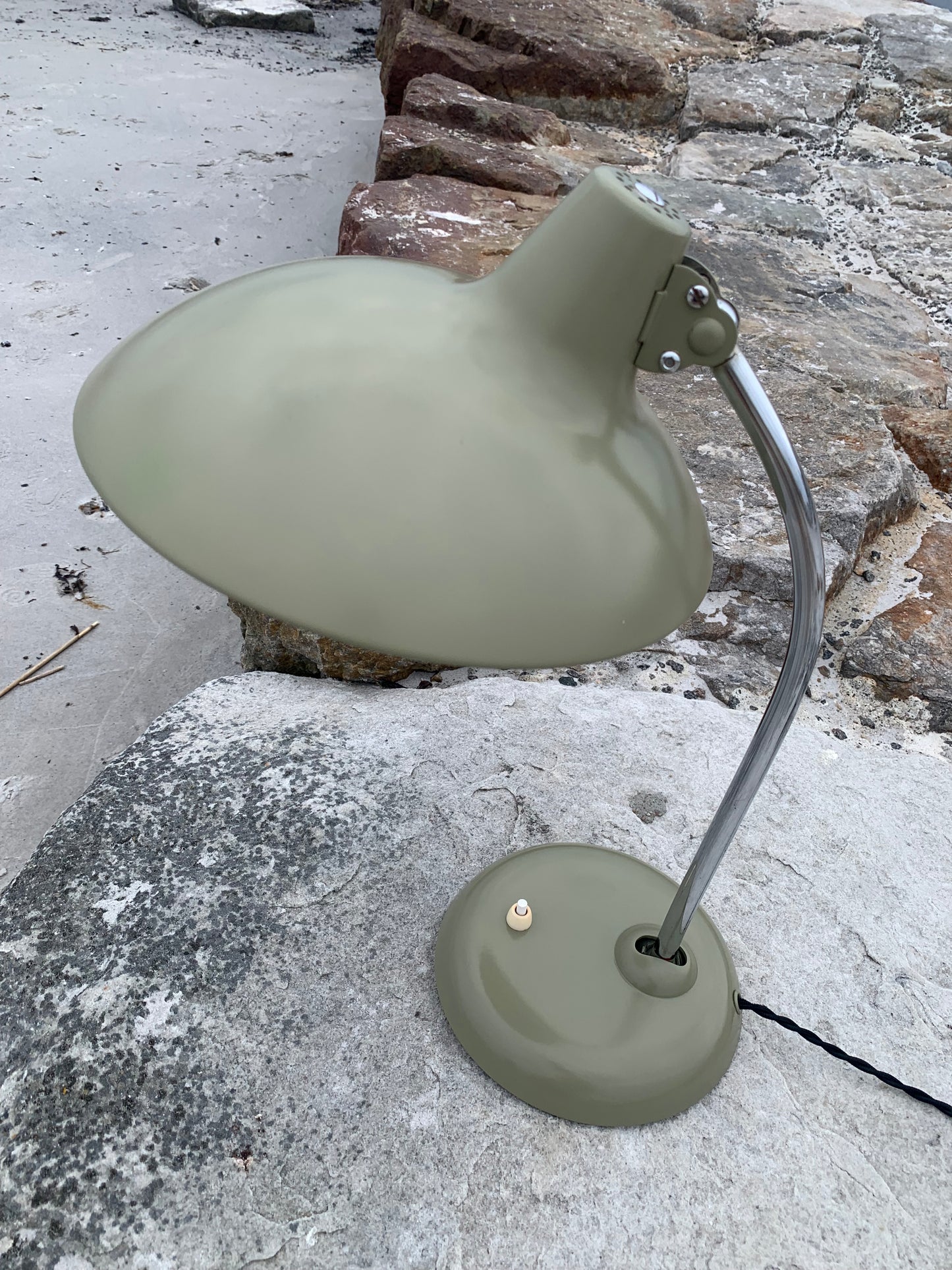 Kaiser Idell 6786 - Grön