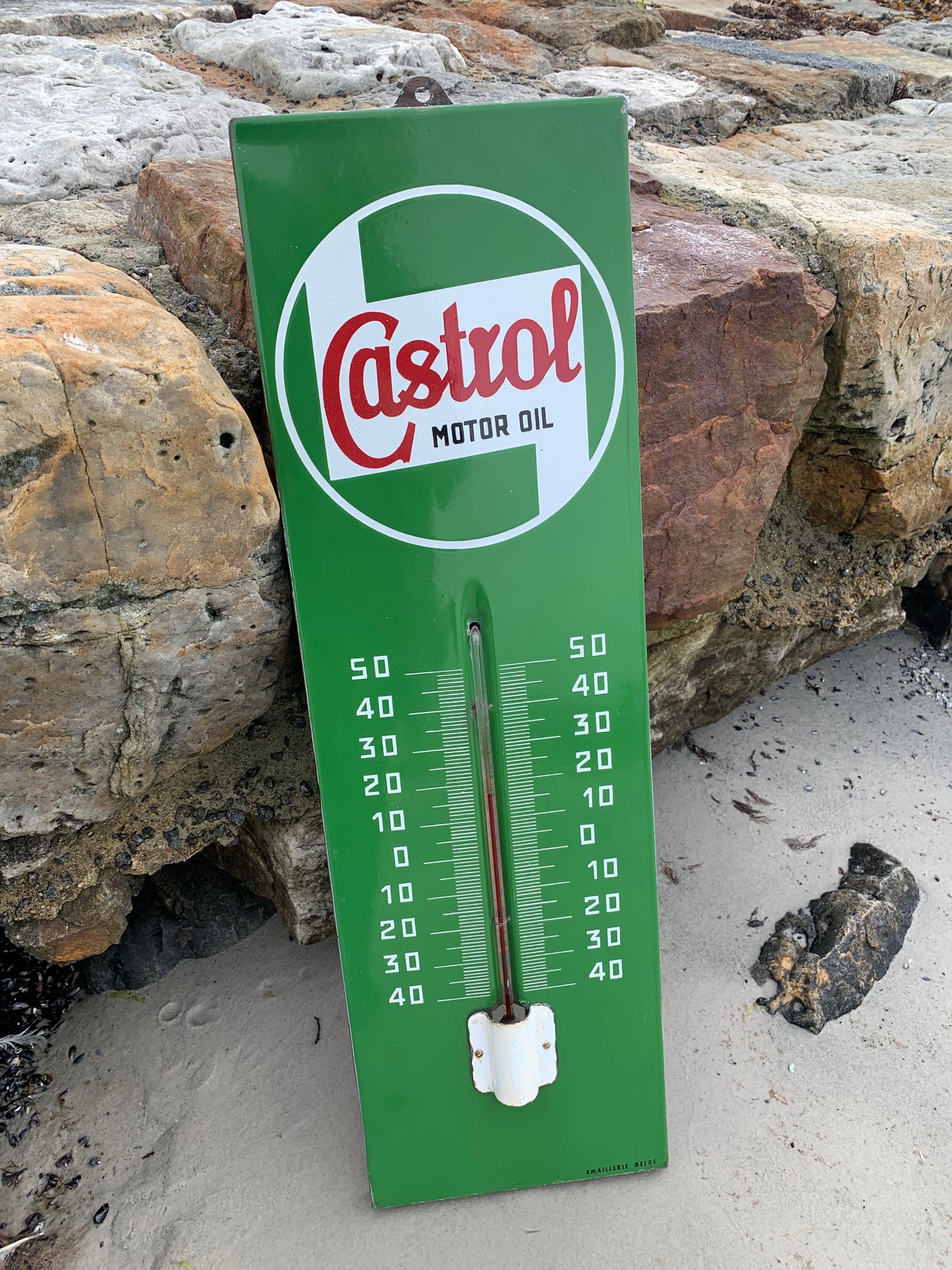 Castrol reklamskylt i emalj