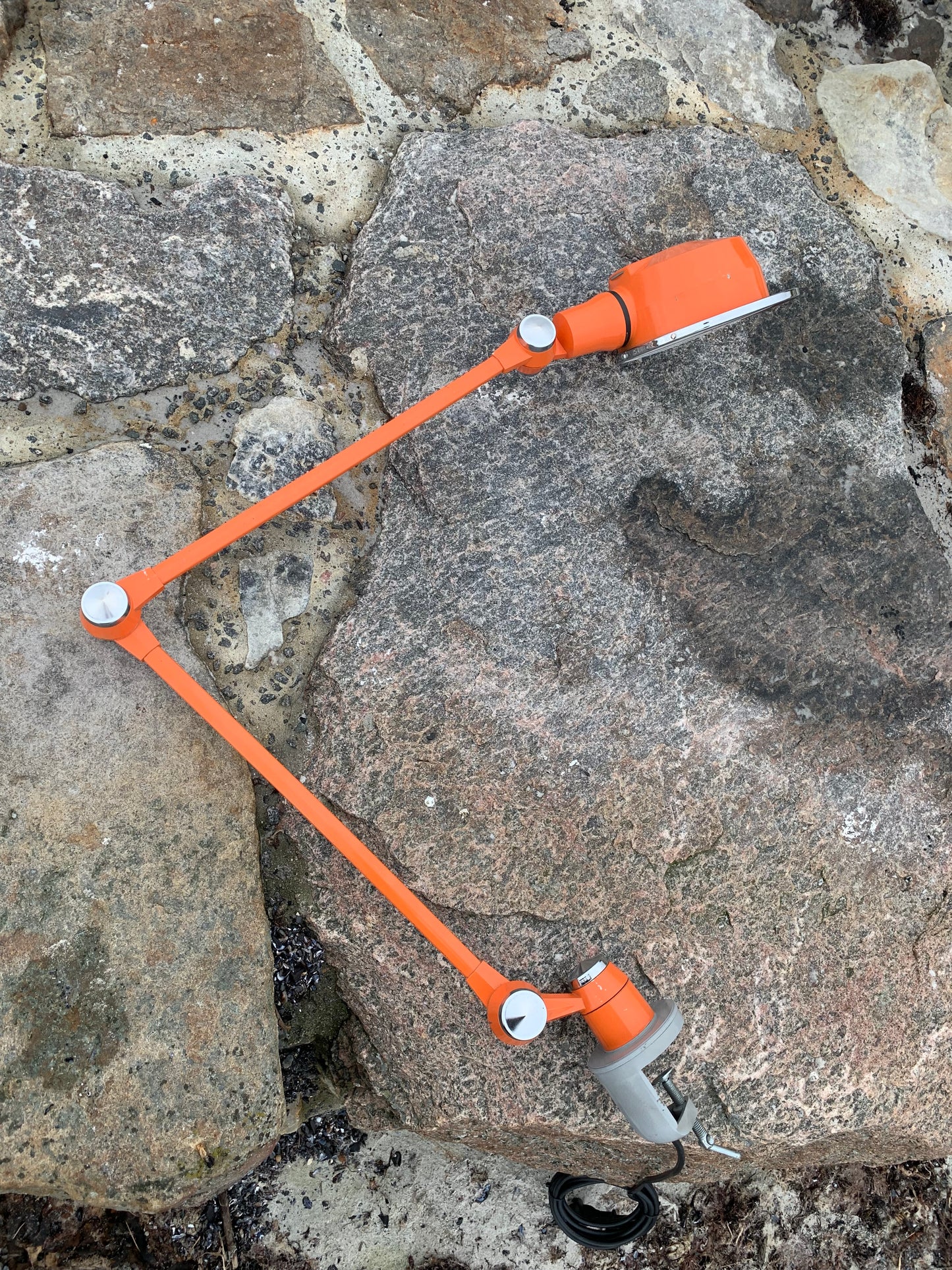 Jieldé-lampa med bordsfäste