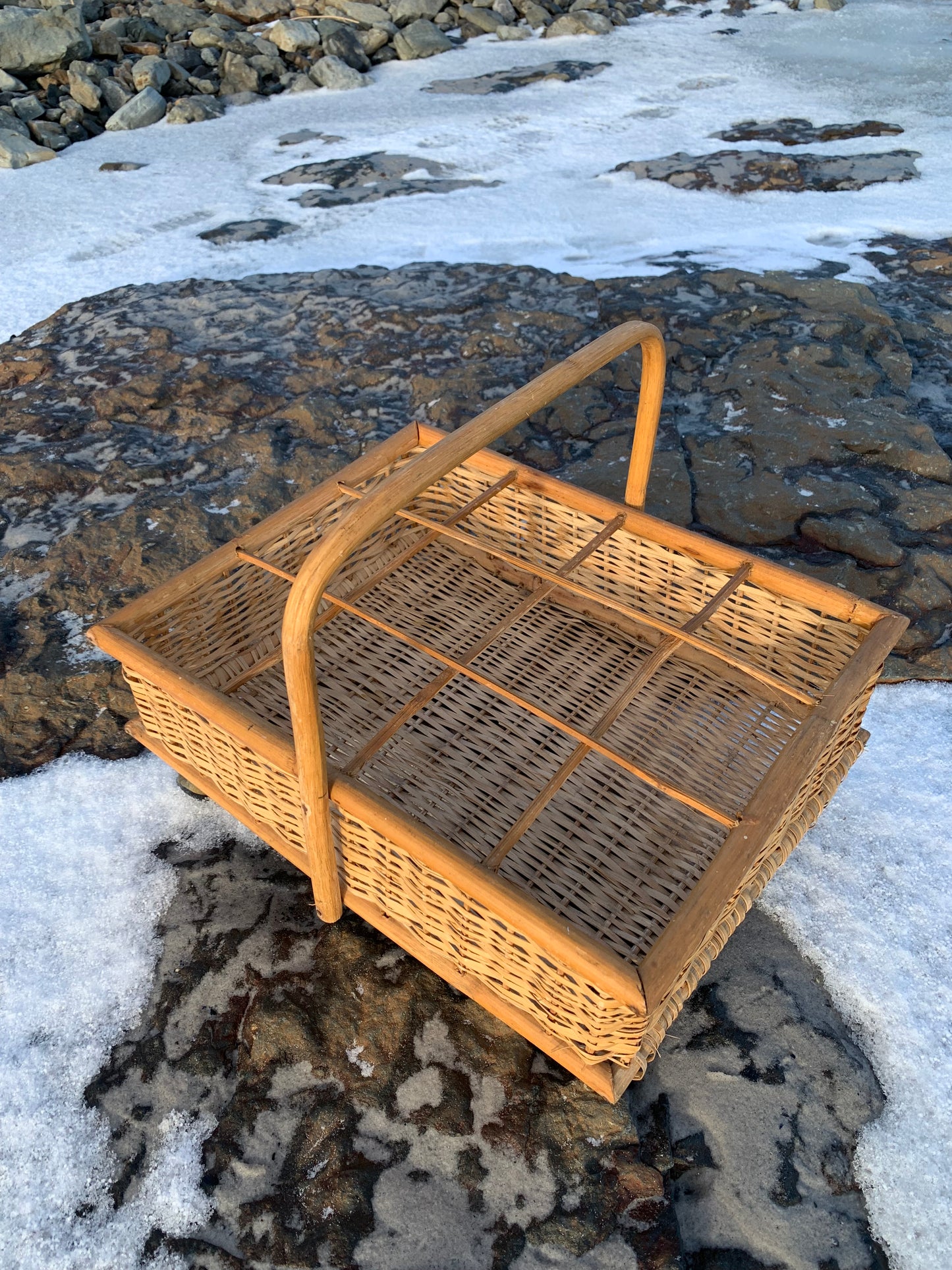 Korg med rum