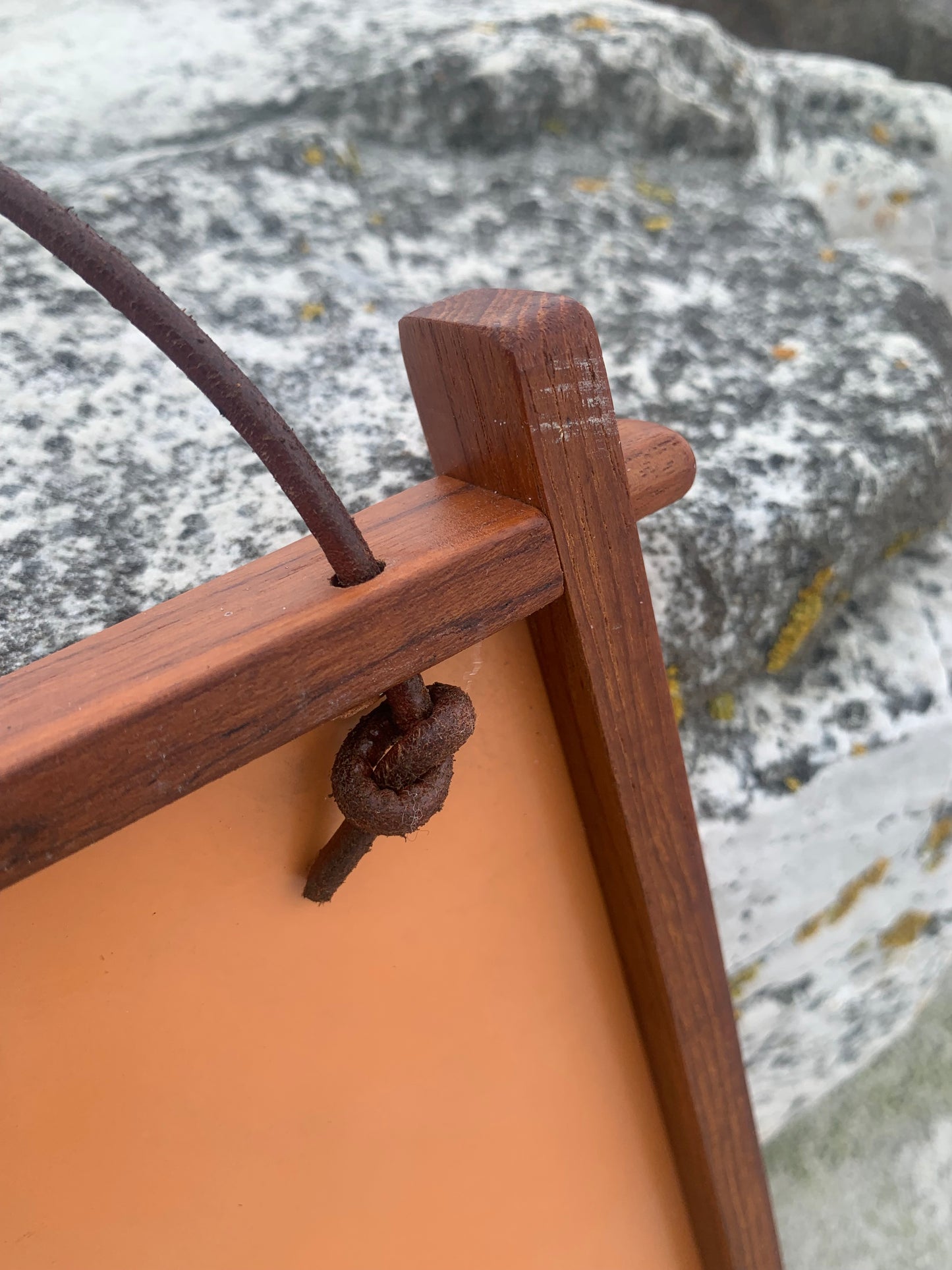 Spegel med läckra detaljer