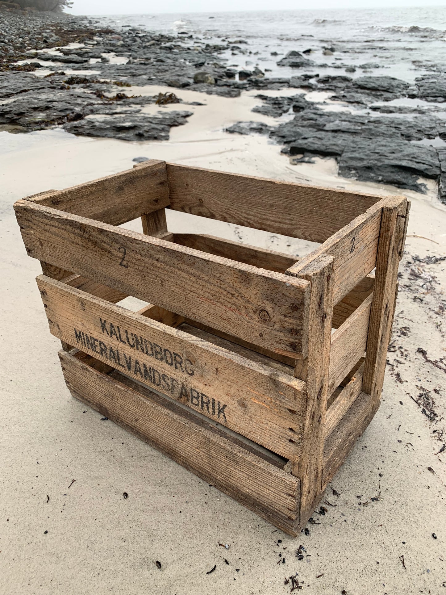 Box från Kalundborg mineralvattenfabrik