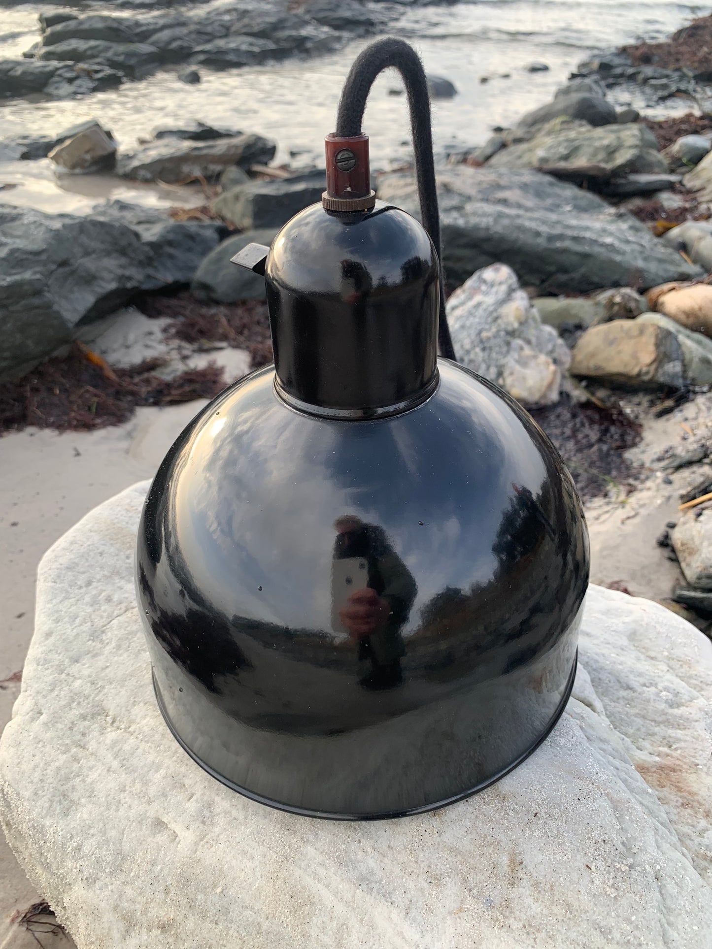Kaiser Idell 6596 - Original svart taklampa