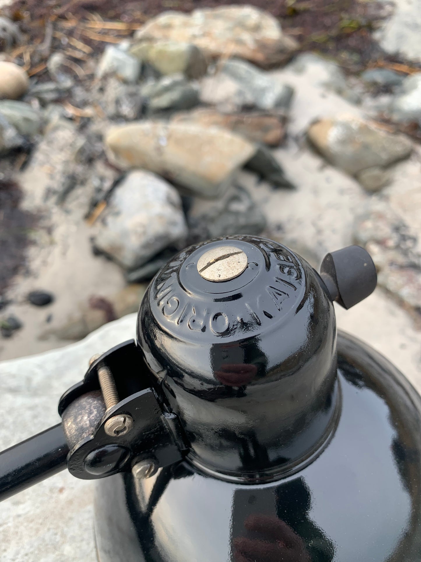 Kaiser Idell 6723 vägglampa - Svart