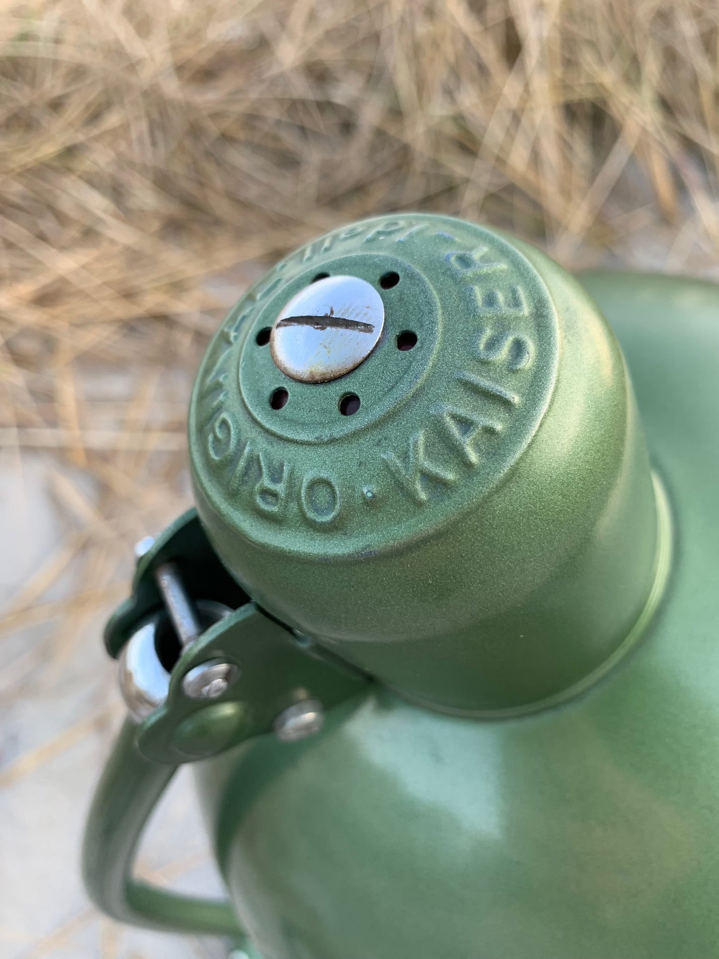 Kaiser Idell 6556 - Original grön