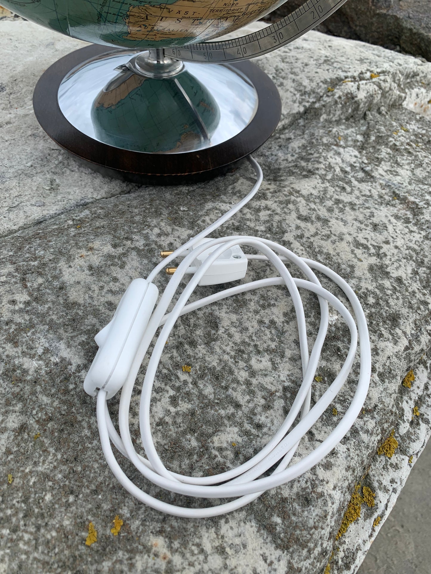 Glasglob med ljus (stor version)