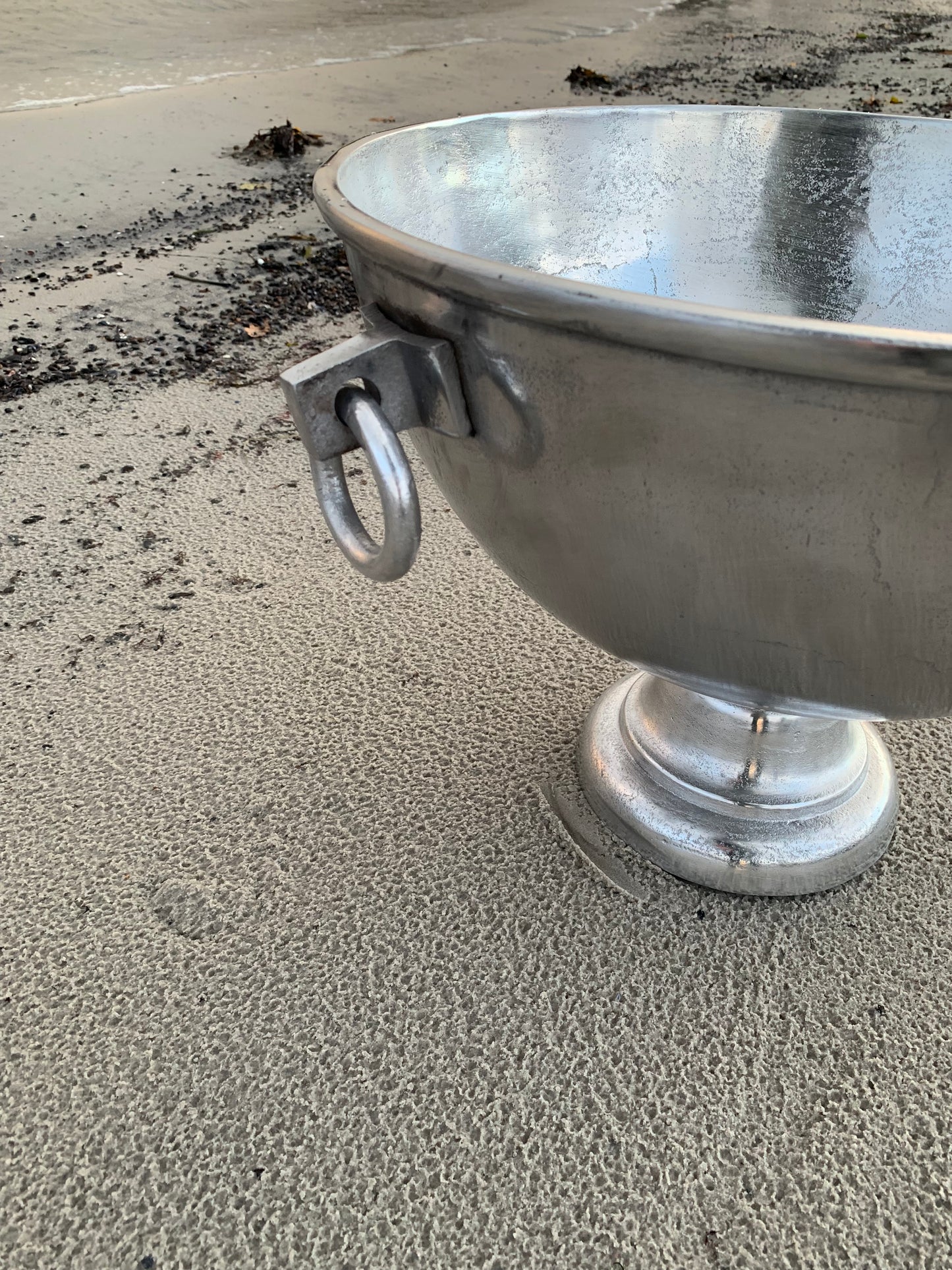 Champagnekylare med plats för många flaskor