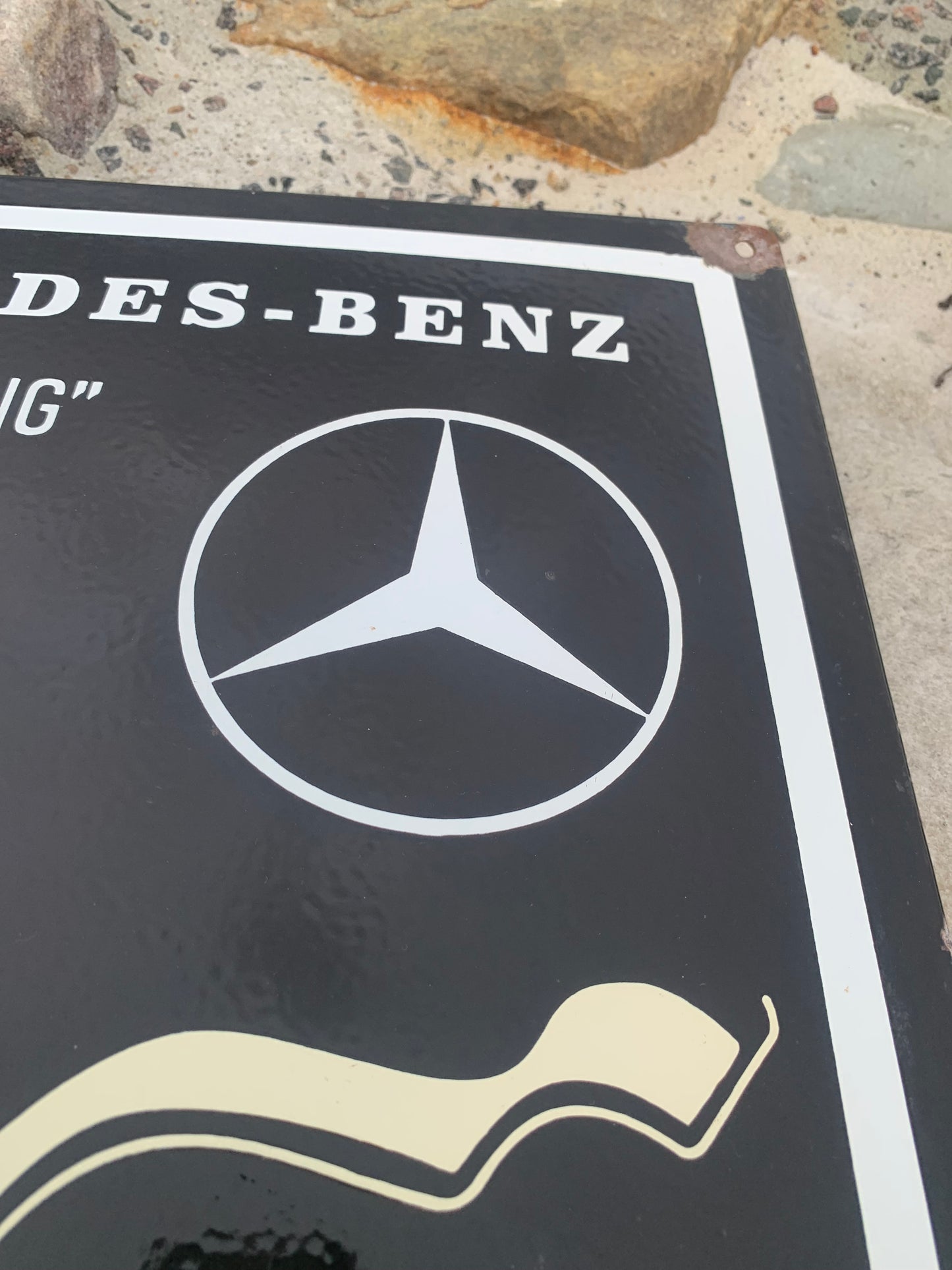 Mercedes emaljskylt (kuplad)