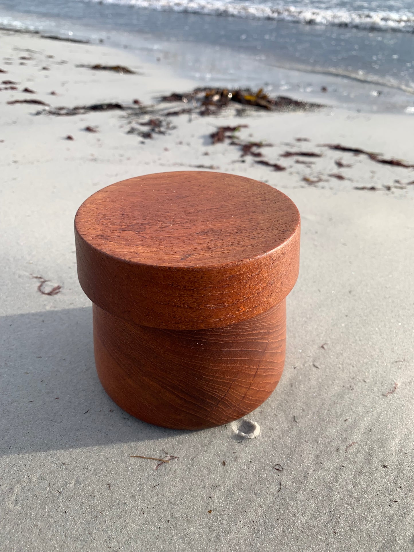 Teakburk med lock - dansk design