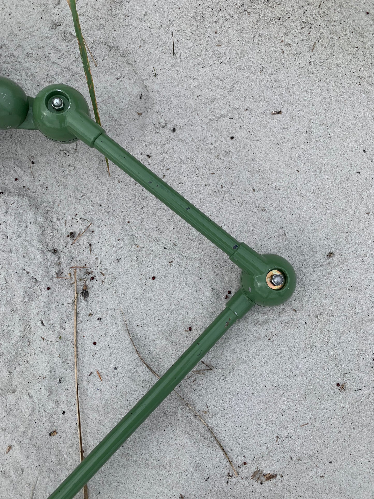 Jieldé med 3 armar och bordsbeslag - Grön