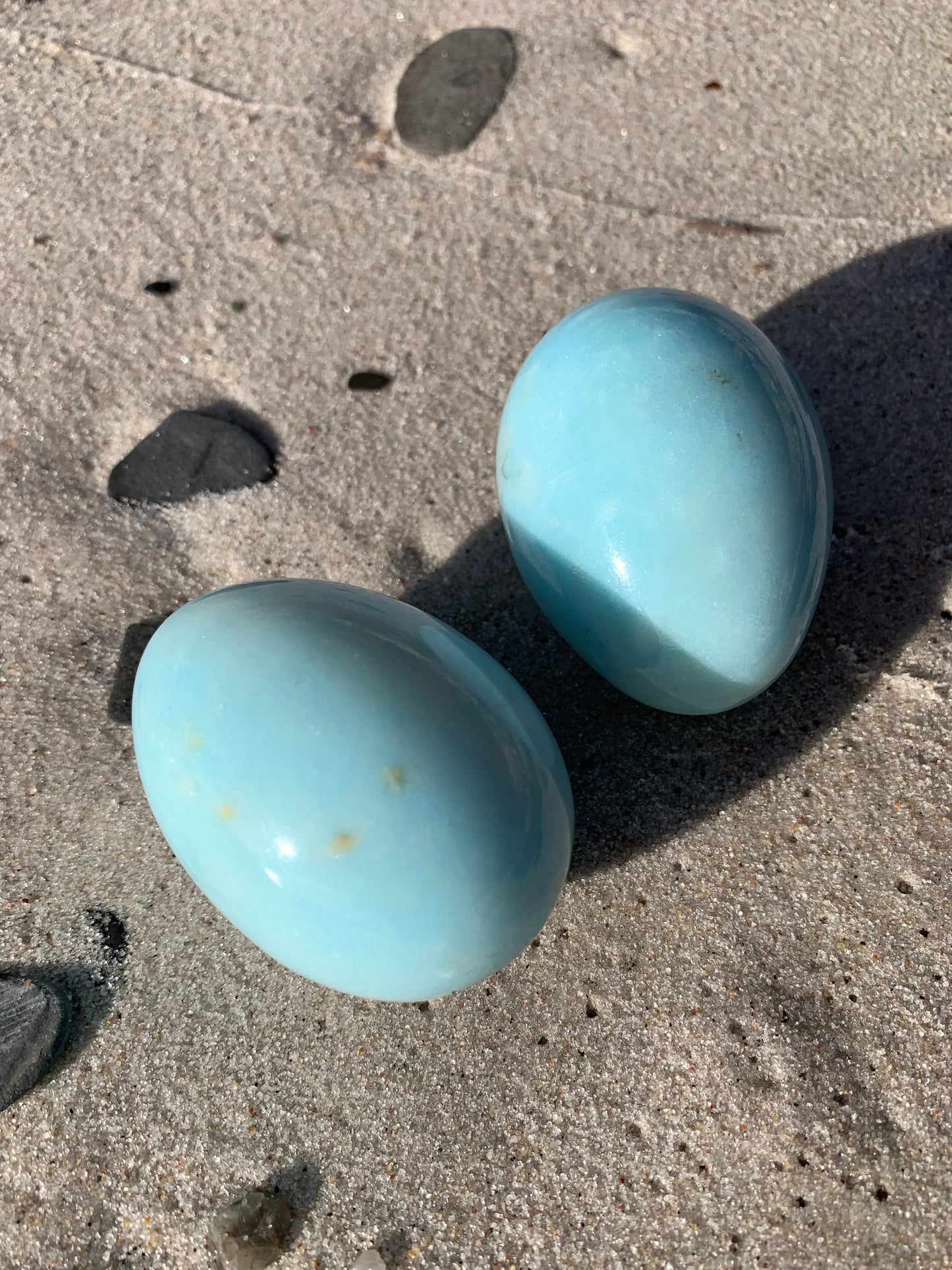 2 st. dekorativa ägg