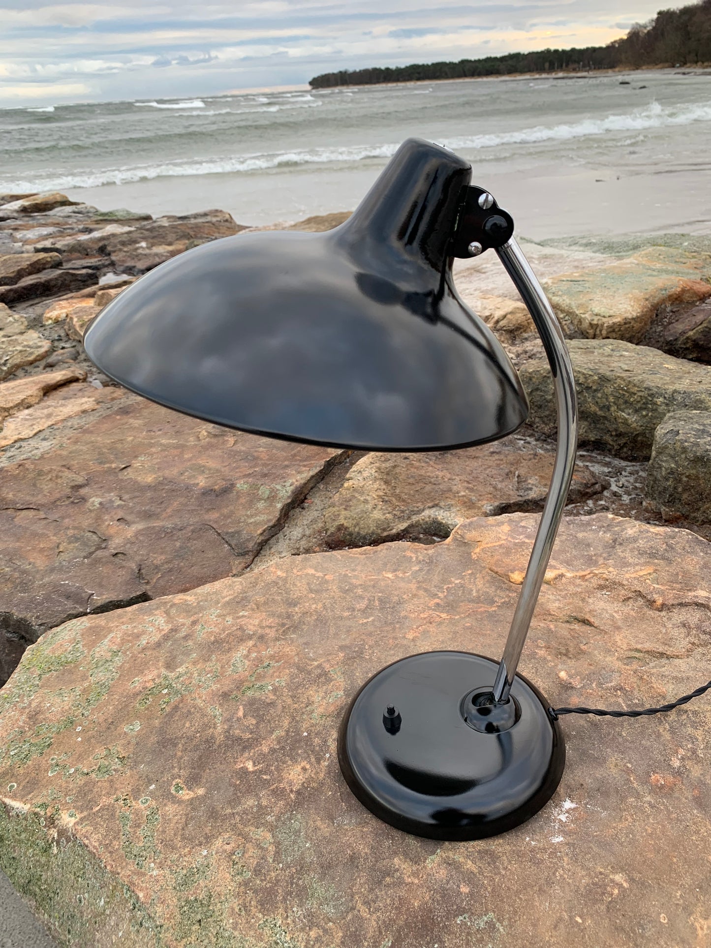 Kaiser Idell 6786 - Svart