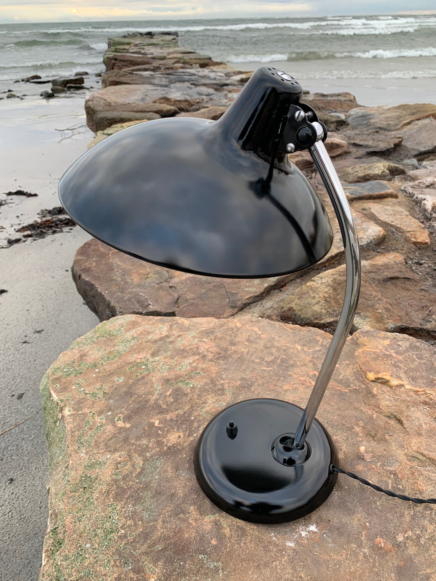 Kaiser Idell 6786 - Svart