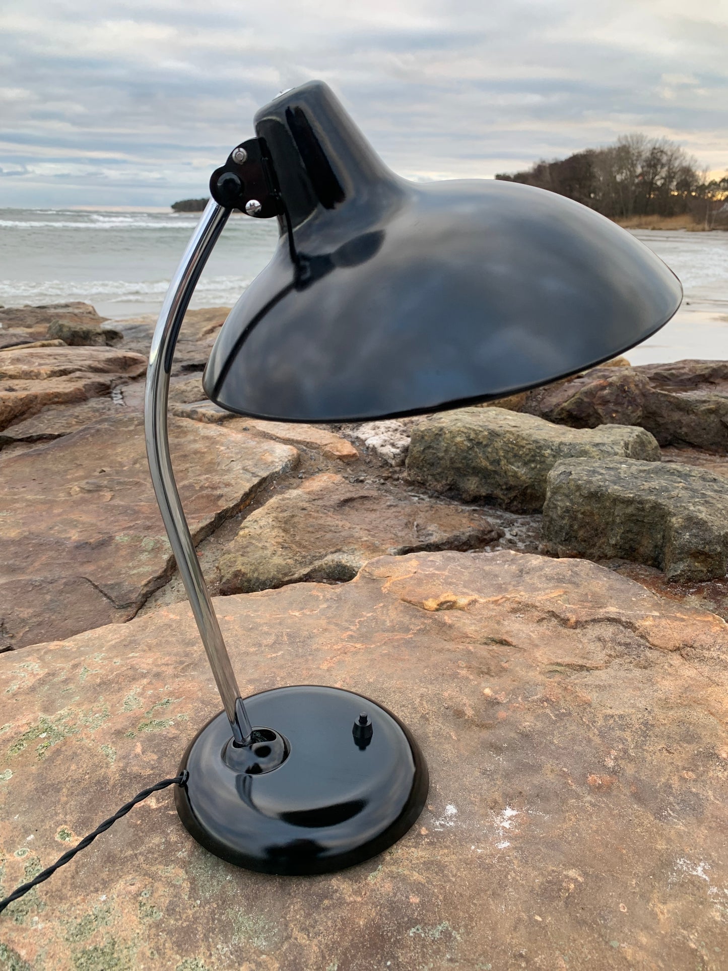 Kaiser Idell 6786 - Svart