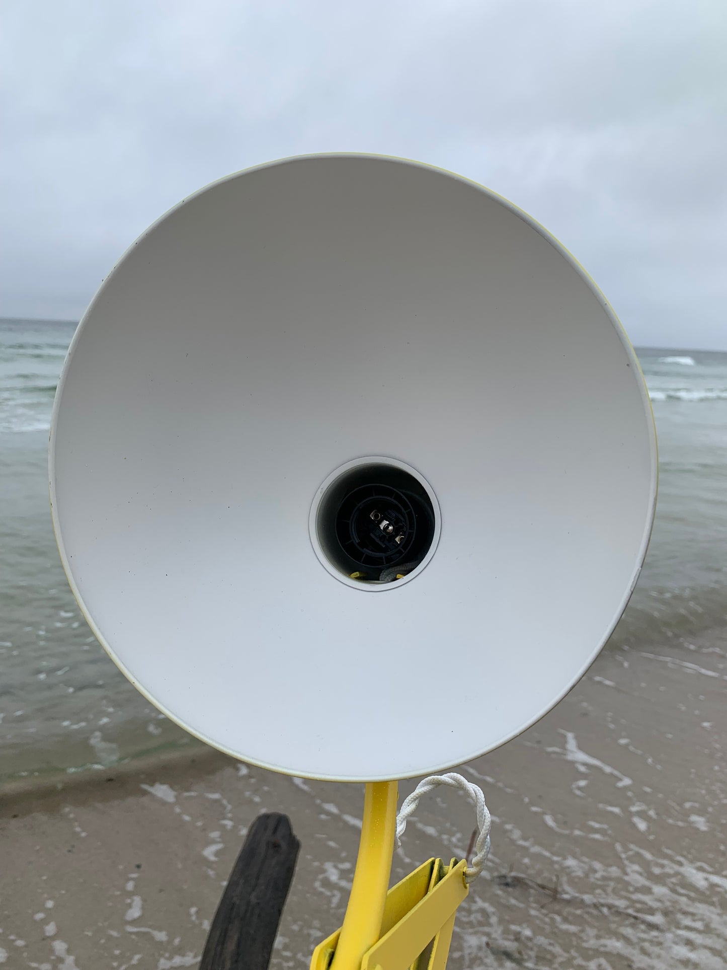 Kaiser Idell 6614 - Gul