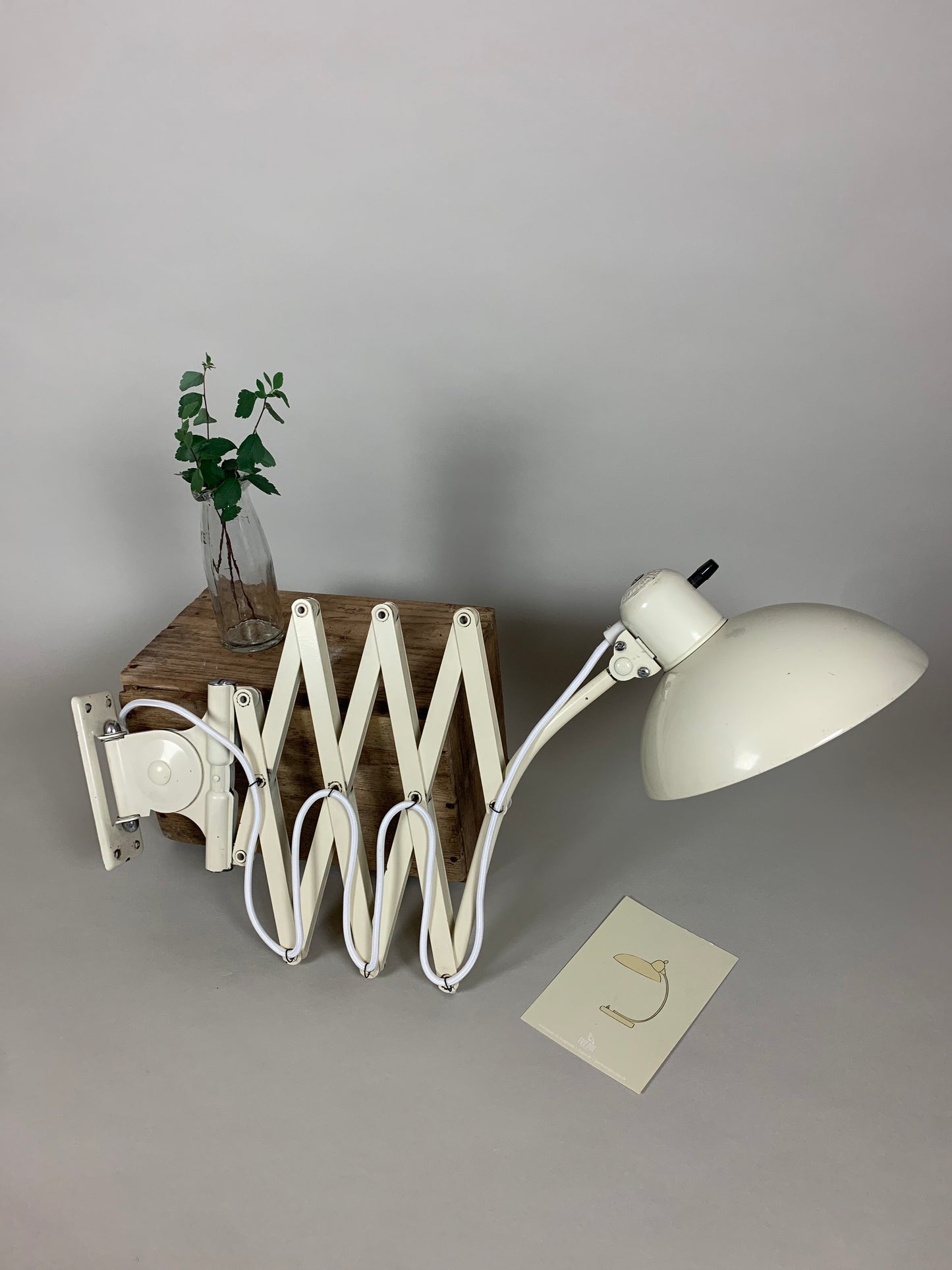 Kaiser Idell 6614 saxlampa - Den stora versionen