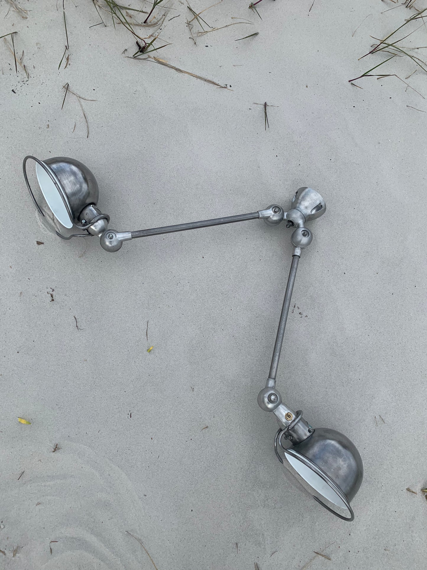 Jieldé tak- eller vägglampa med två armar