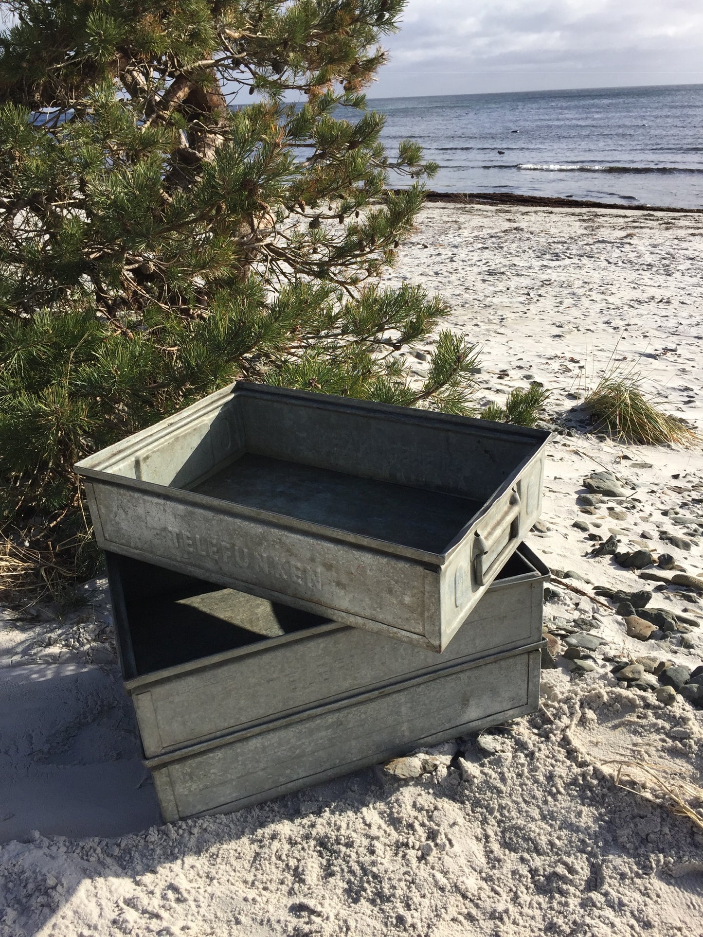 Stor råmetalllåda (Pris är per styck)