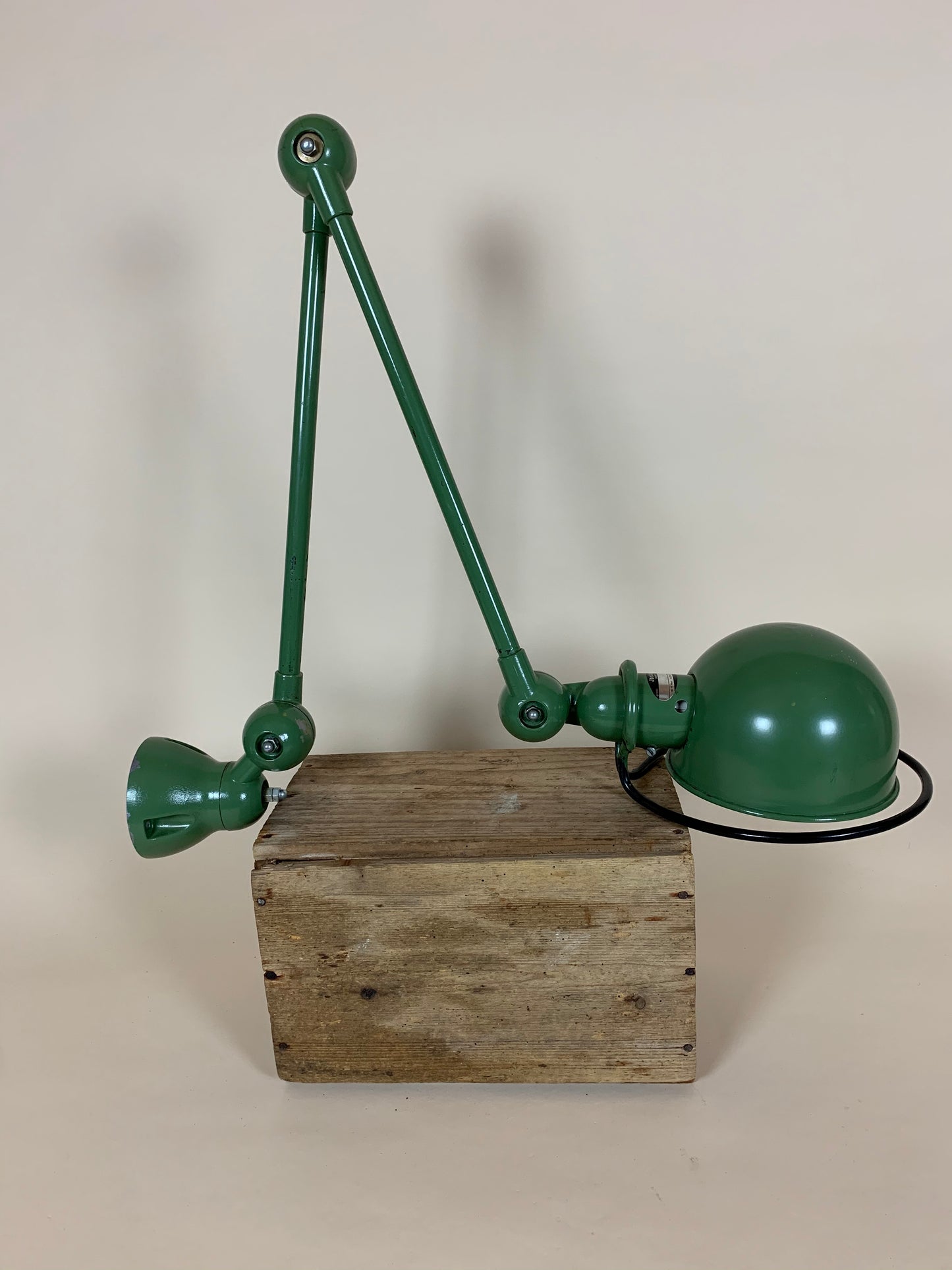 Jieldé vägglampa med 2 armar - Grön