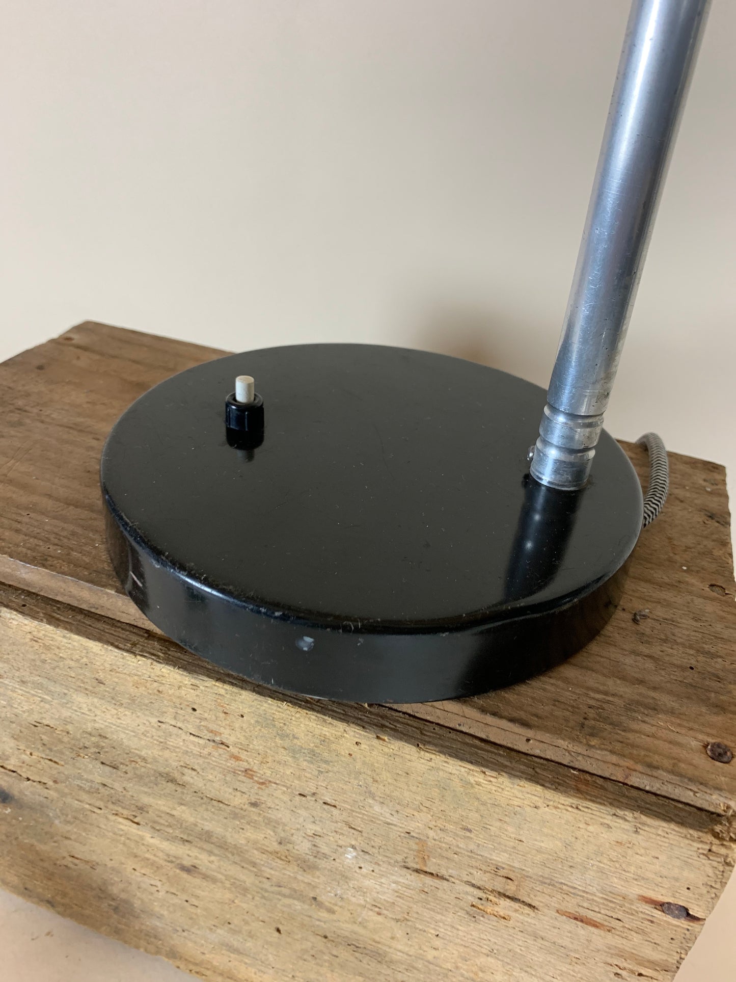Kaiser Idell 6561 bordslampa