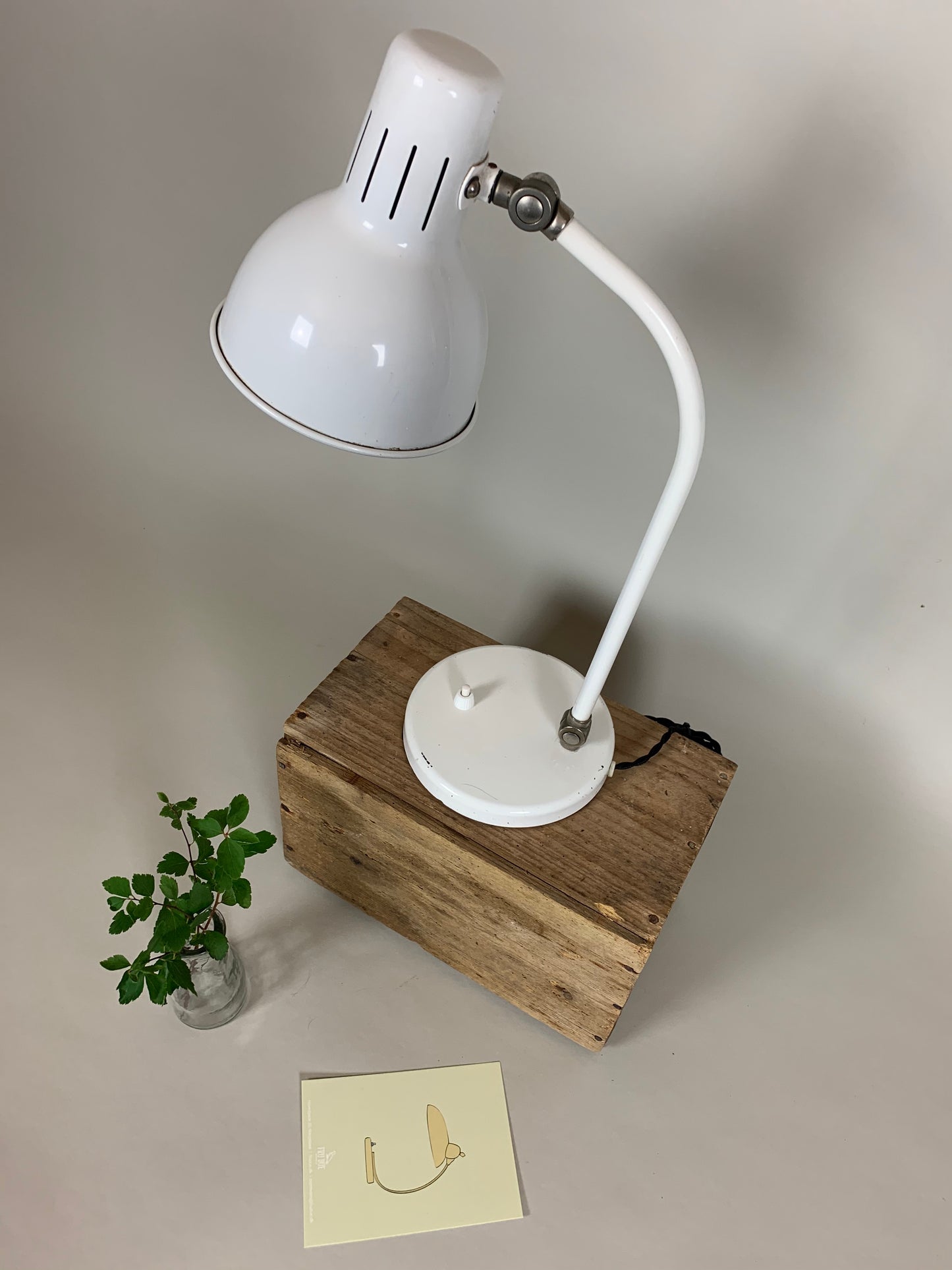 Vintage lampa - Vit