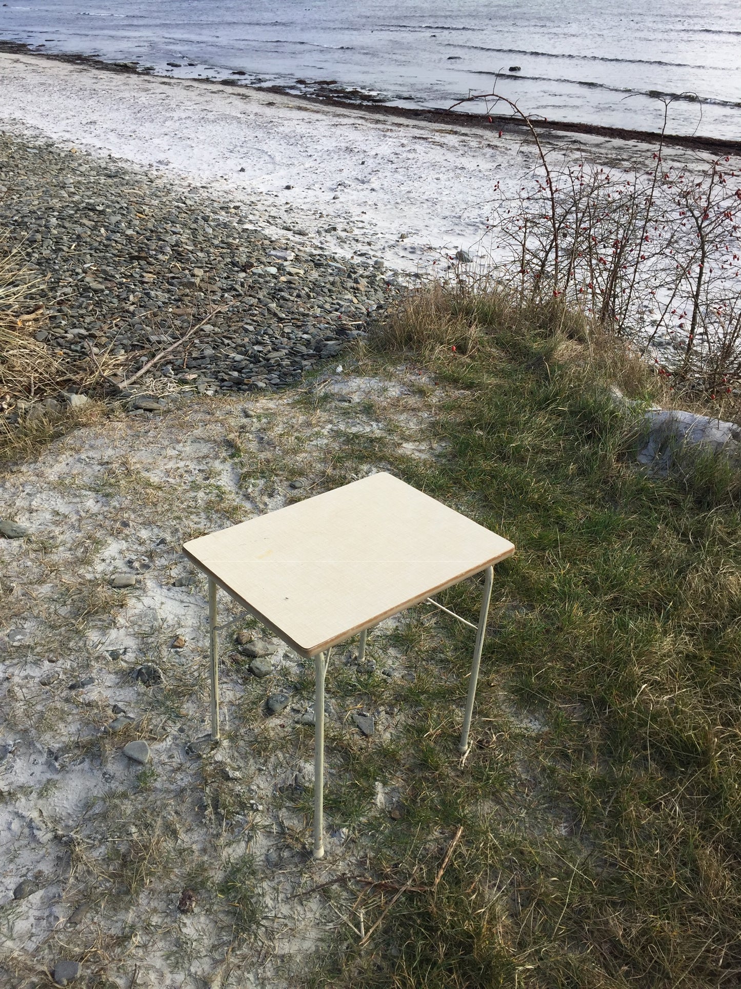 Vackert fällbord med en rolig historia