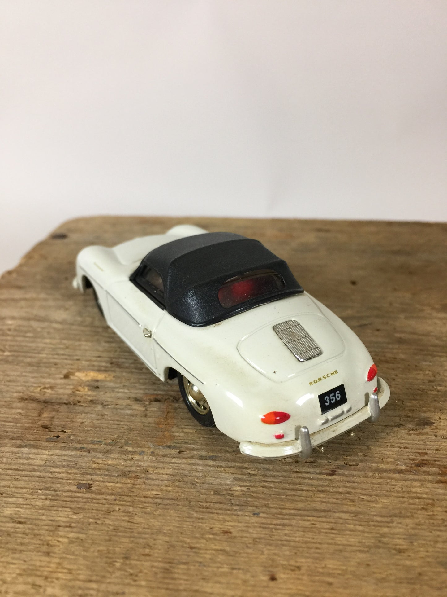 Fin Porsche Corgi modellbil