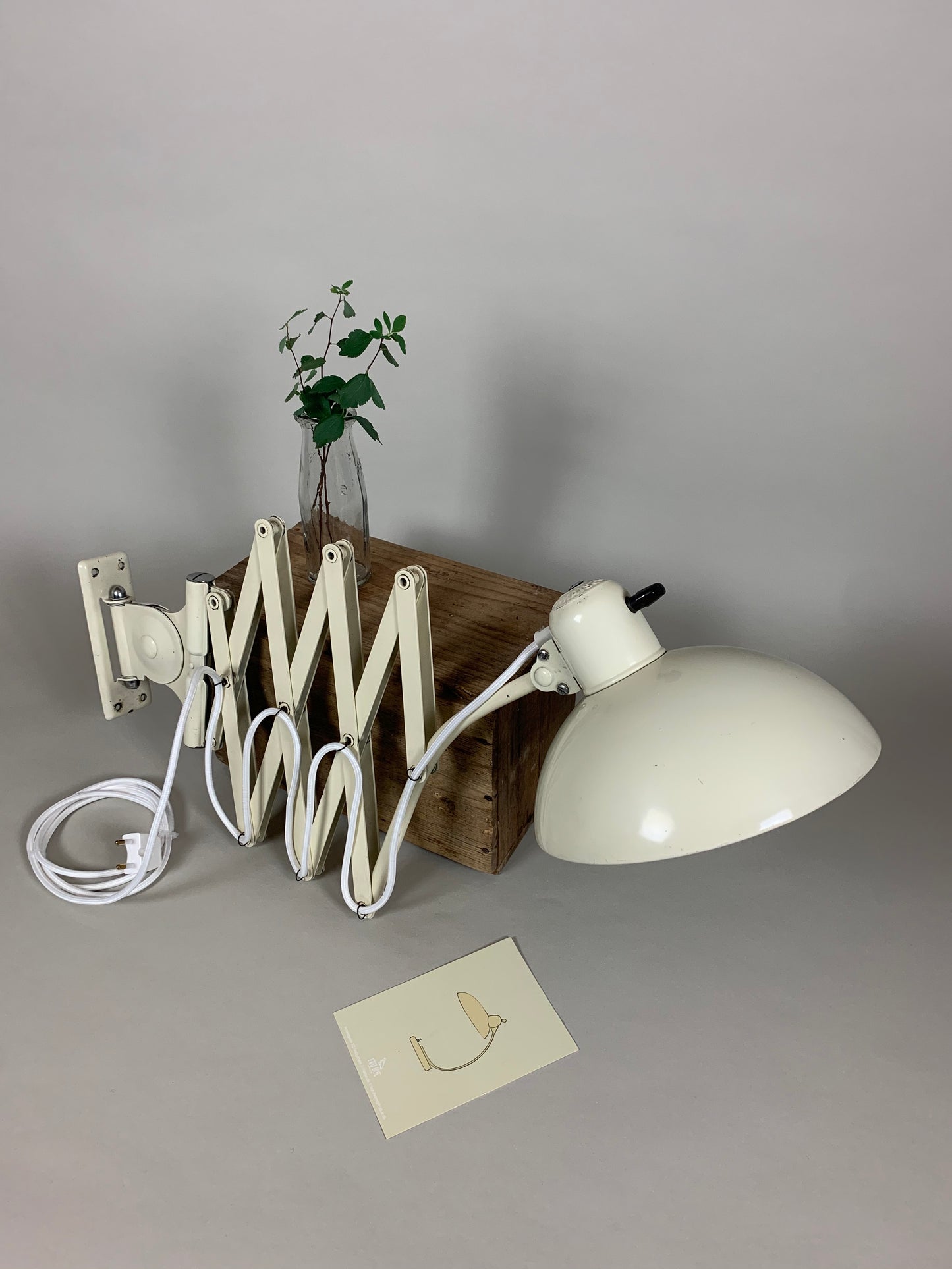 Kaiser Idell 6614 saxlampa - Den stora versionen