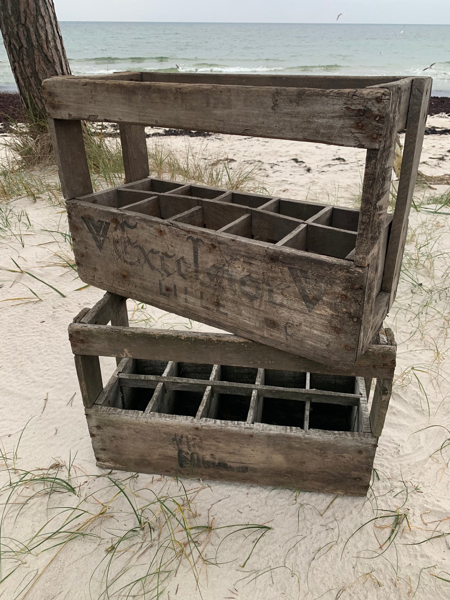 Gammalt flaskfodral med patina