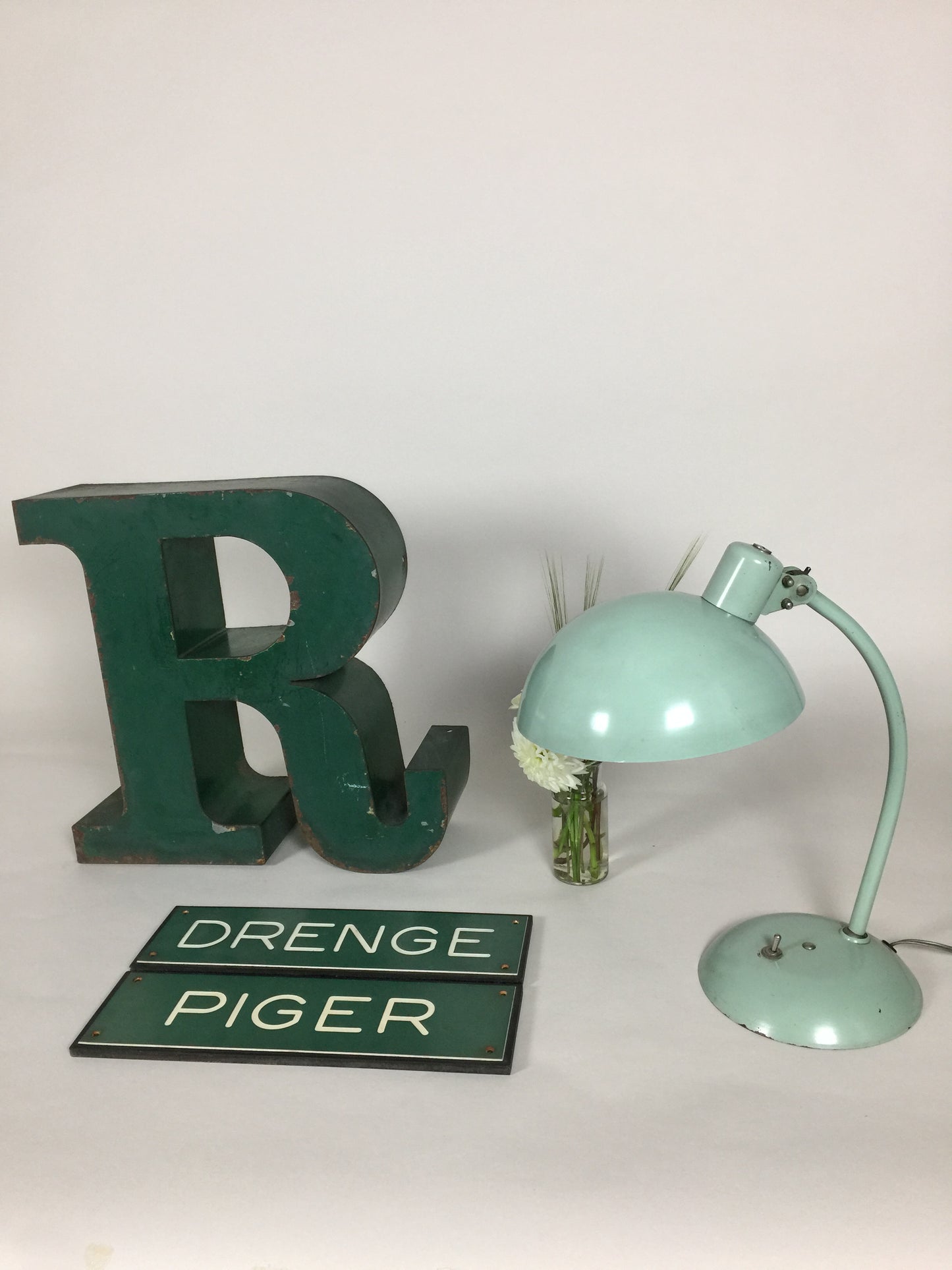 Vacker SIS Bauhaus bordslampa