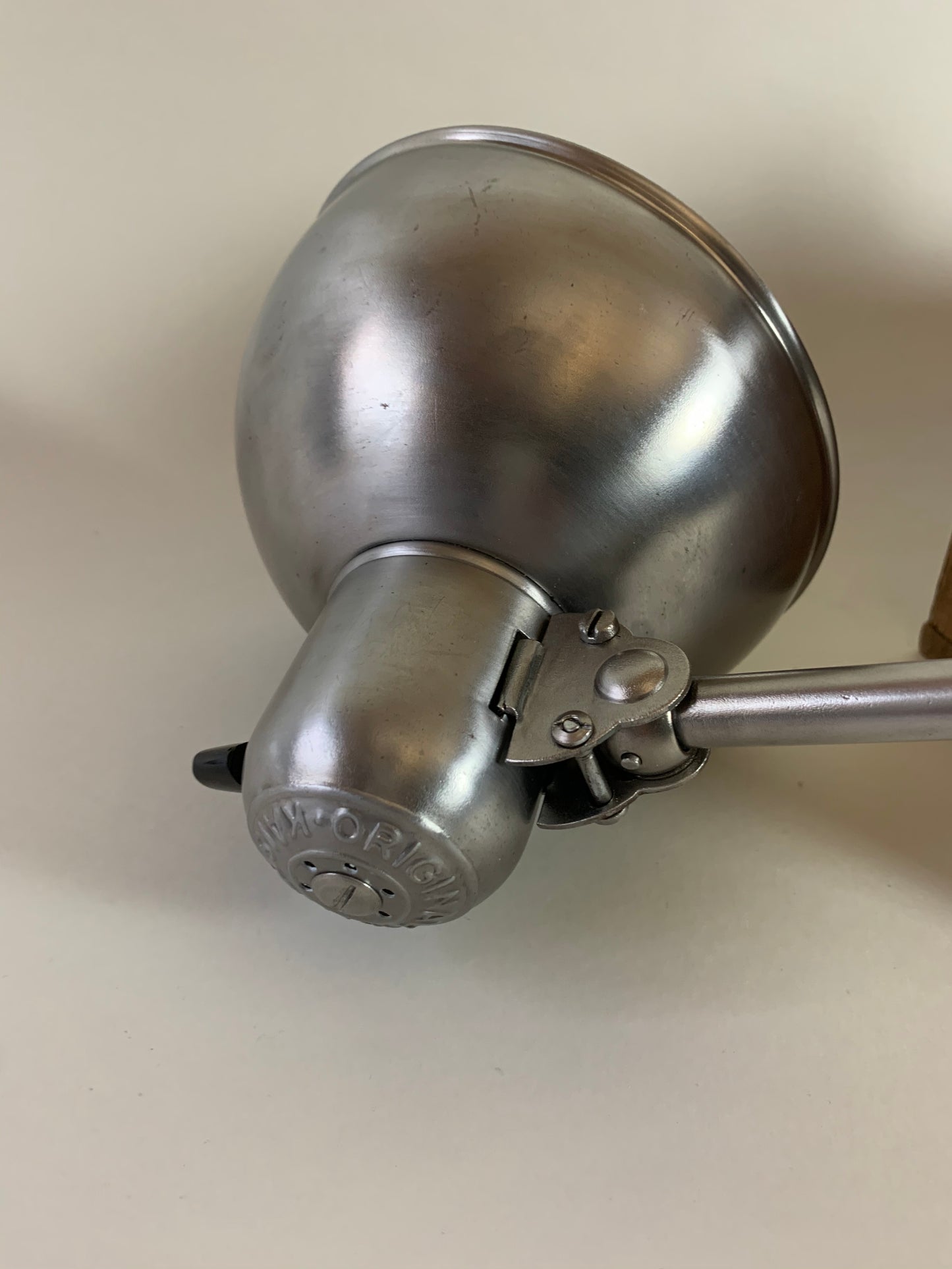 Kaiser Idell vägglampa