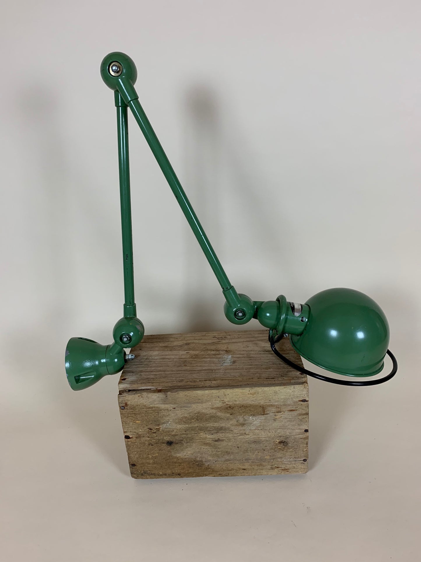 Jieldé vägglampa med 2 armar - Grön