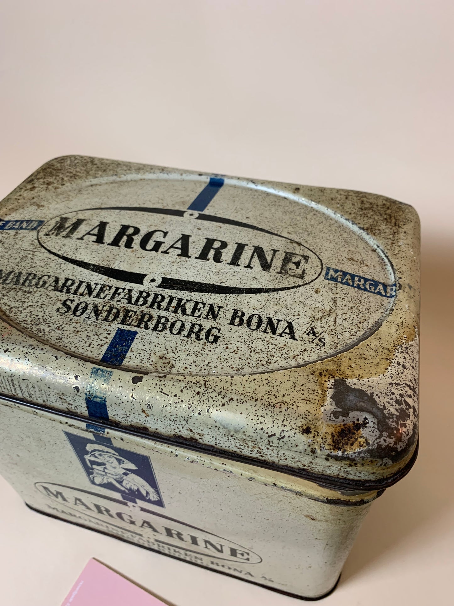 Vacker gammal margarinburk från Sønderborg