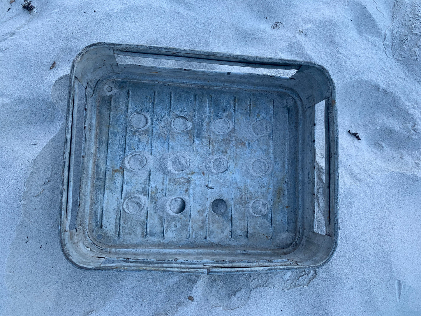 Fodral i rå metall