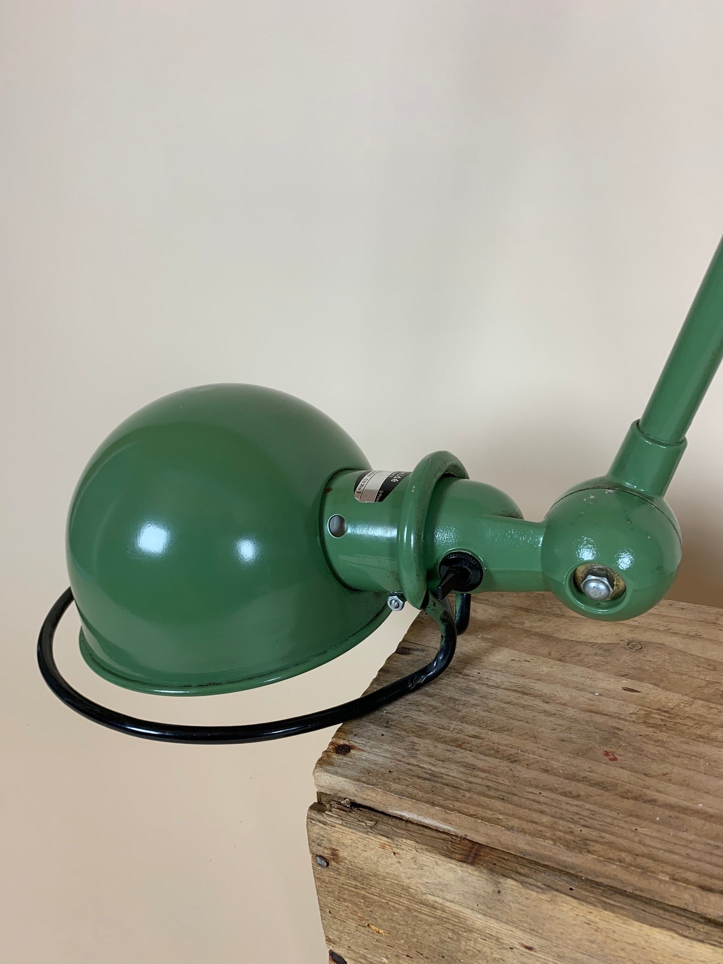 Jieldé vägglampa med 2 armar - Grön