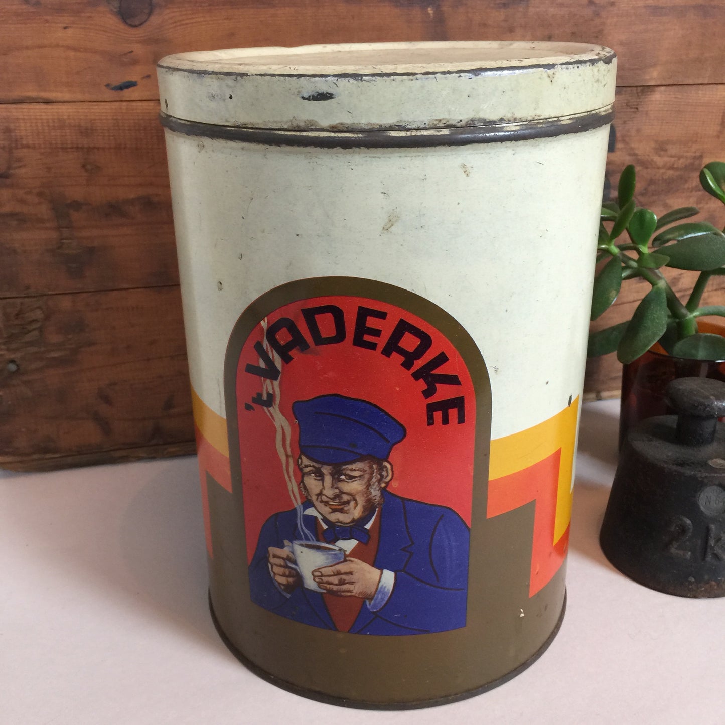 Gammal fin kaffeburk från Belgien