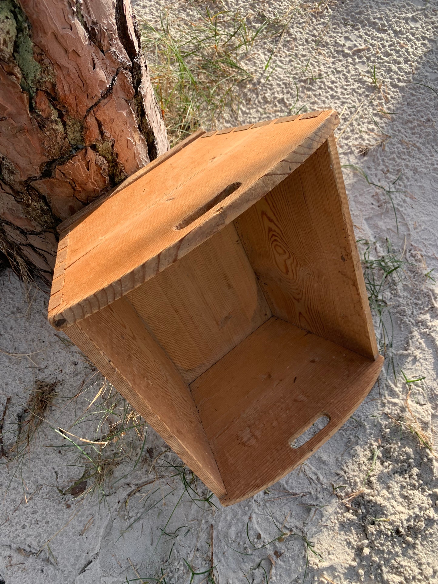 Trälåda med handtag
